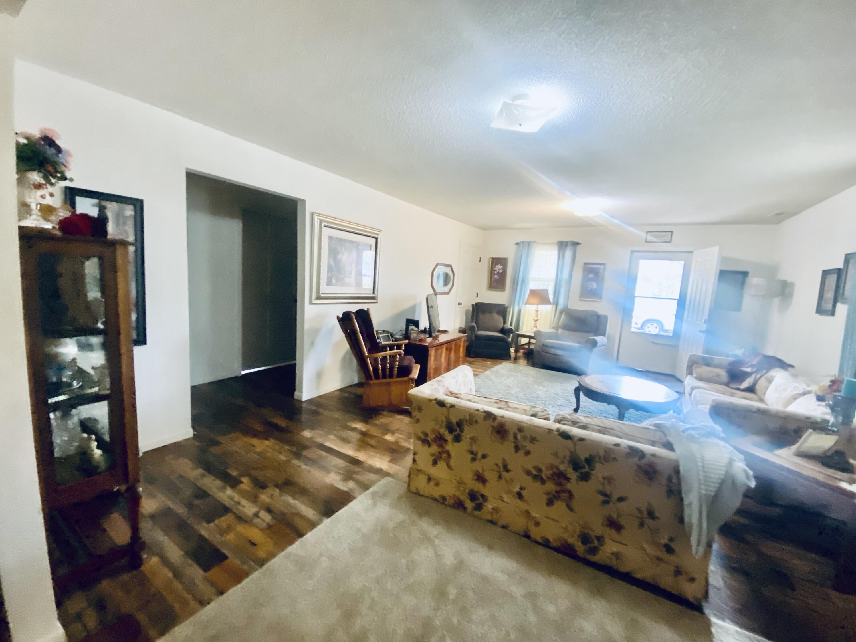 502 Maple Street Property Photo 14