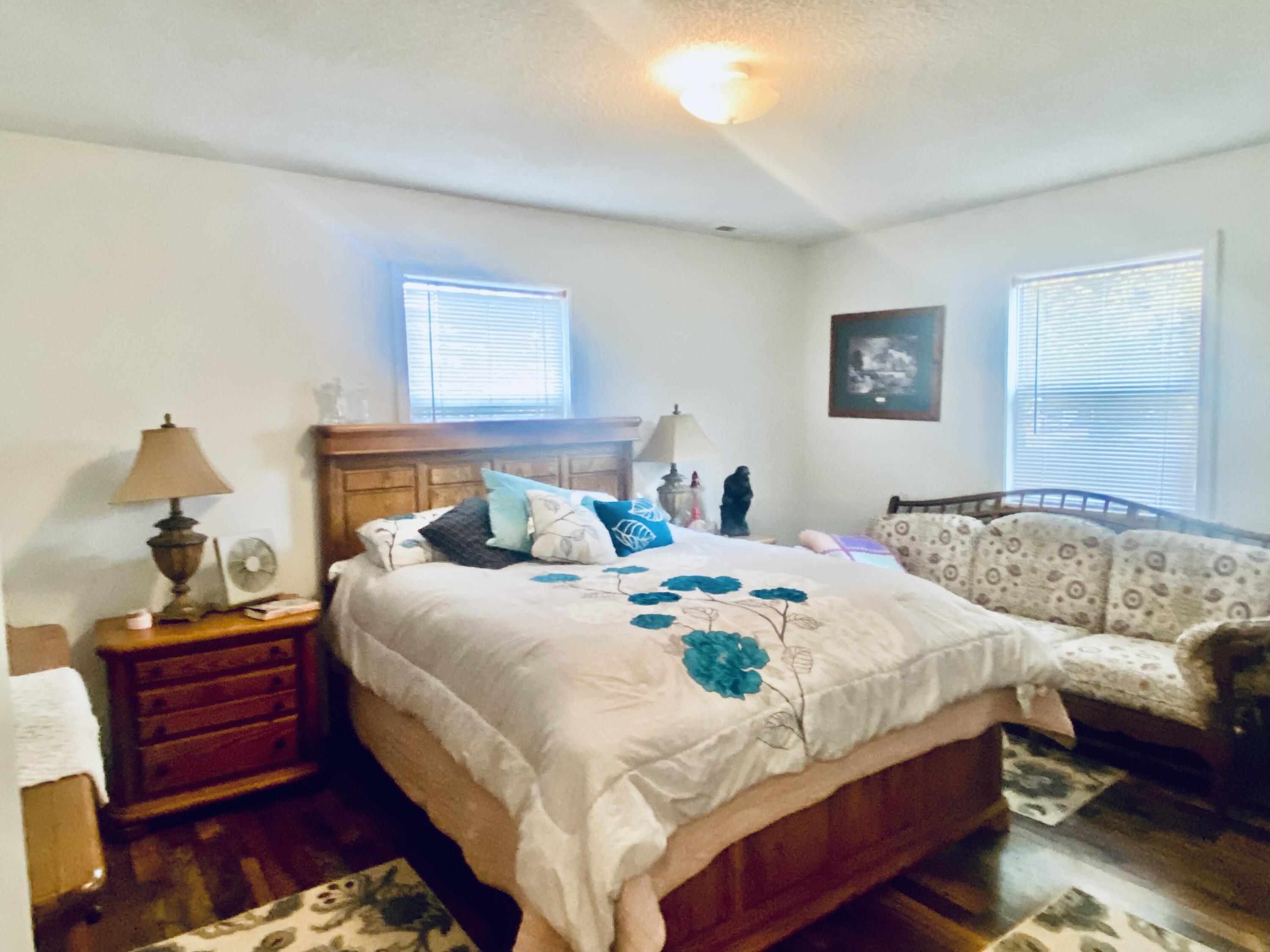 502 Maple Street Property Photo 29