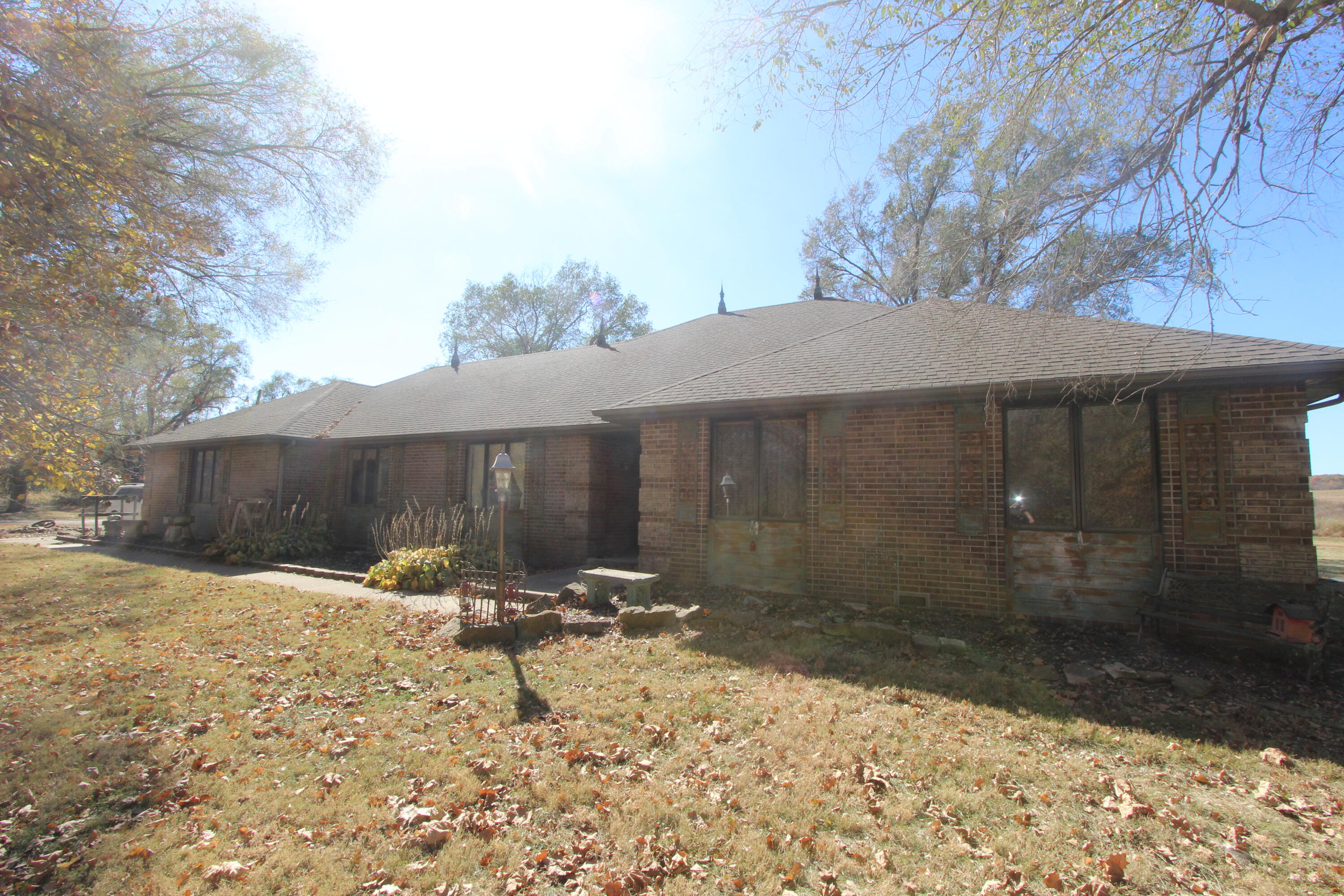 1819 Pleasant Hill Road Property Photo 1