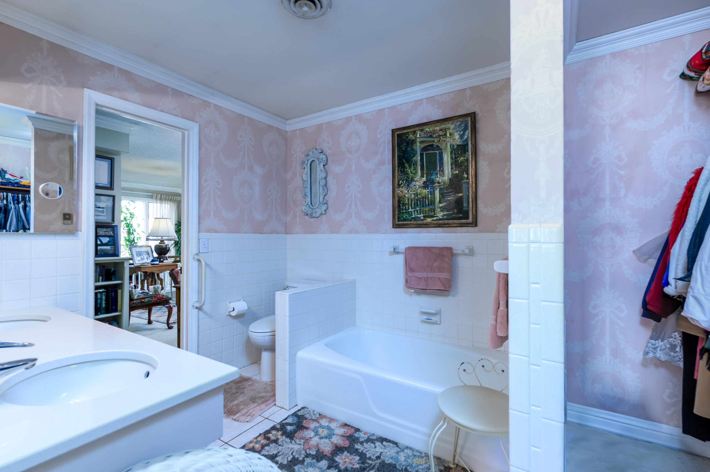 15778 Lawrence 2130 Property Photo 24