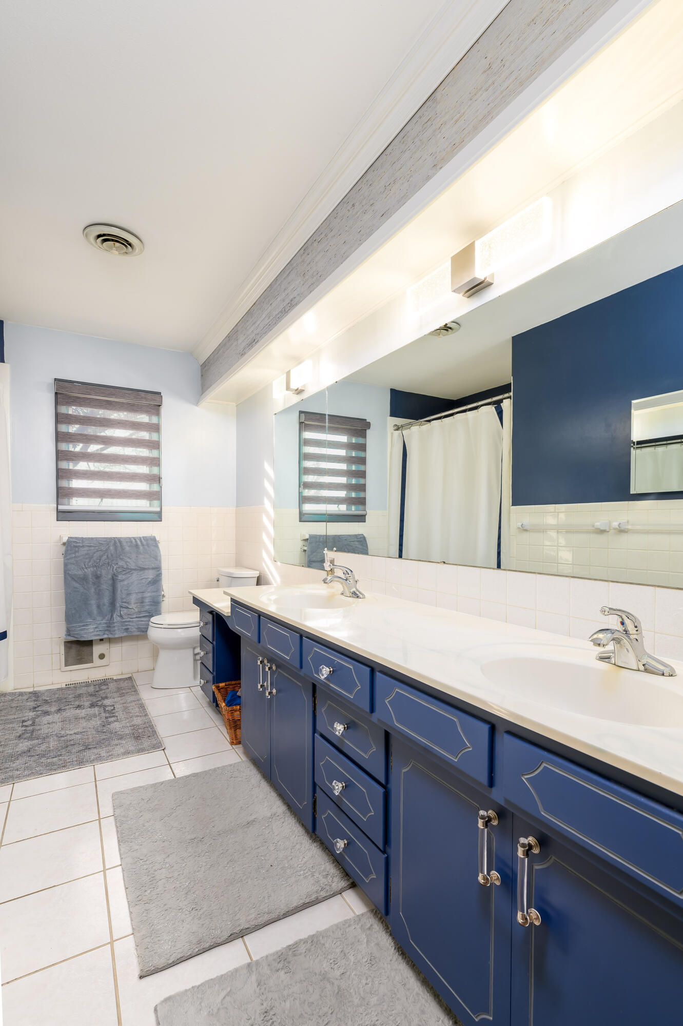 15778 Lawrence 2130 Property Photo 29