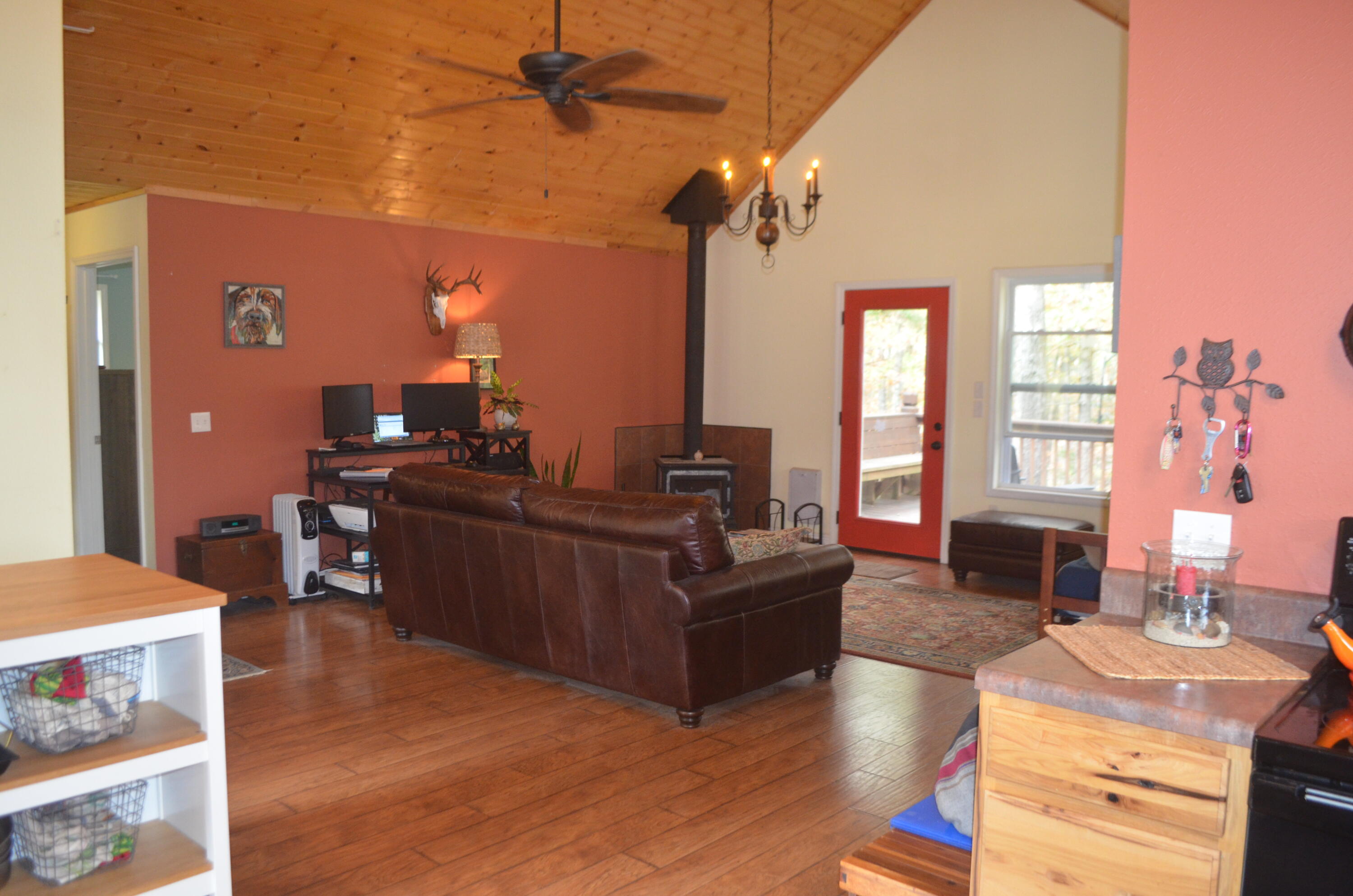 4435 Olga Road Property Photo 15