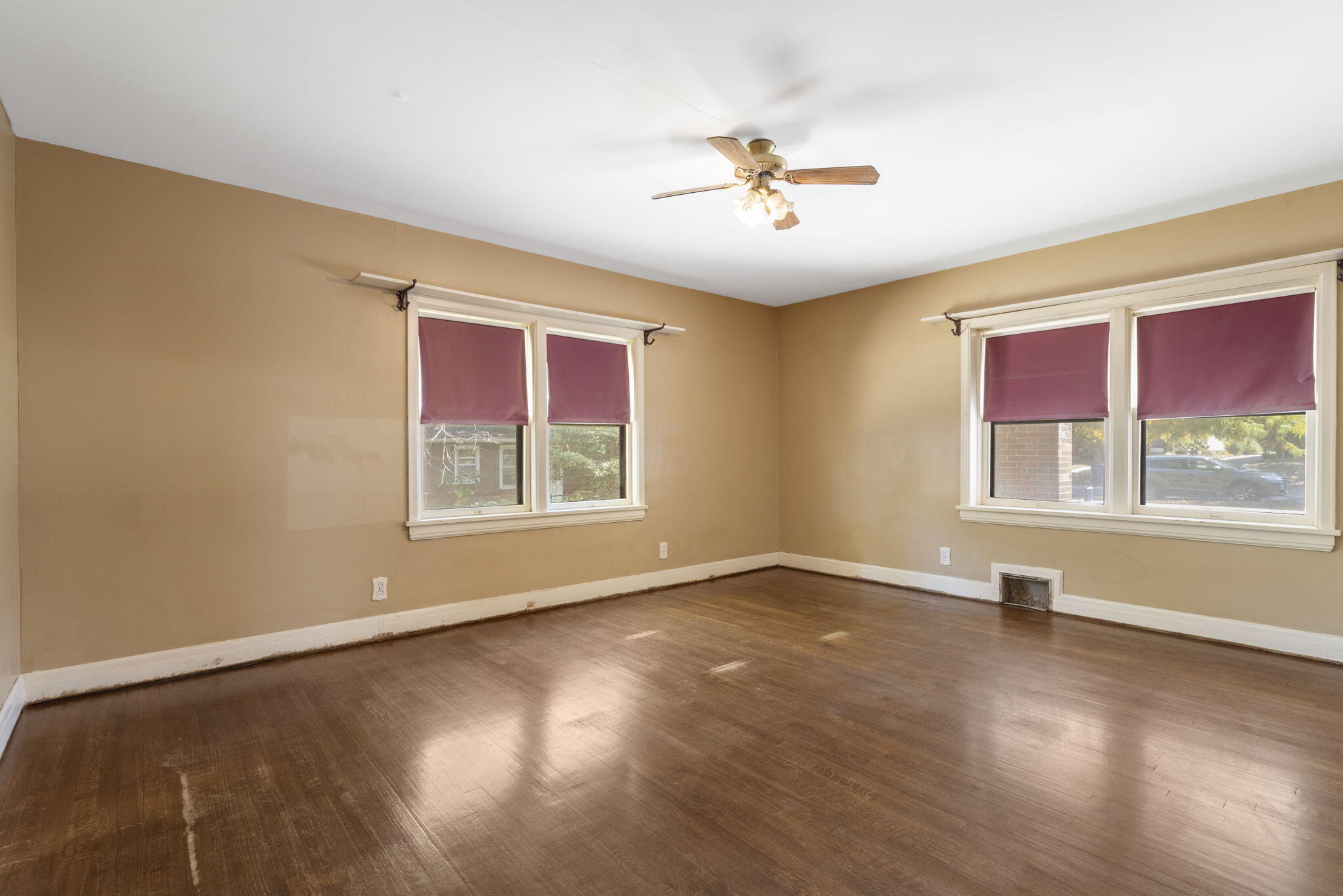 1351 East Elm Street Property Photo 17