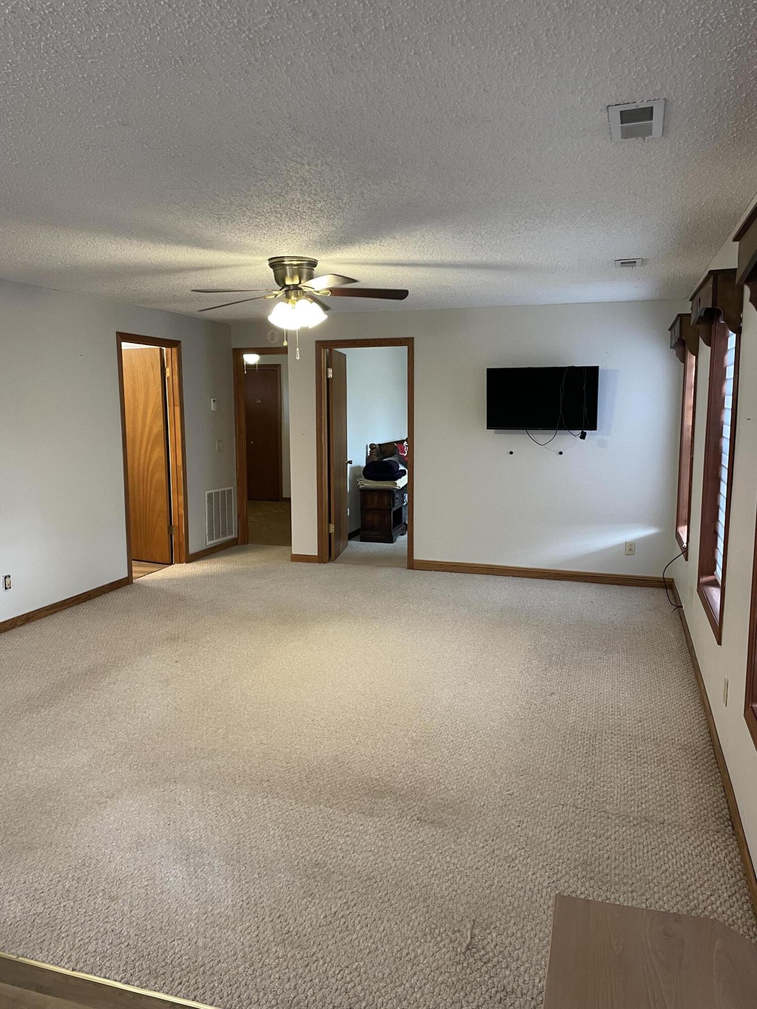 1022 County Road 5050 Property Photo 4