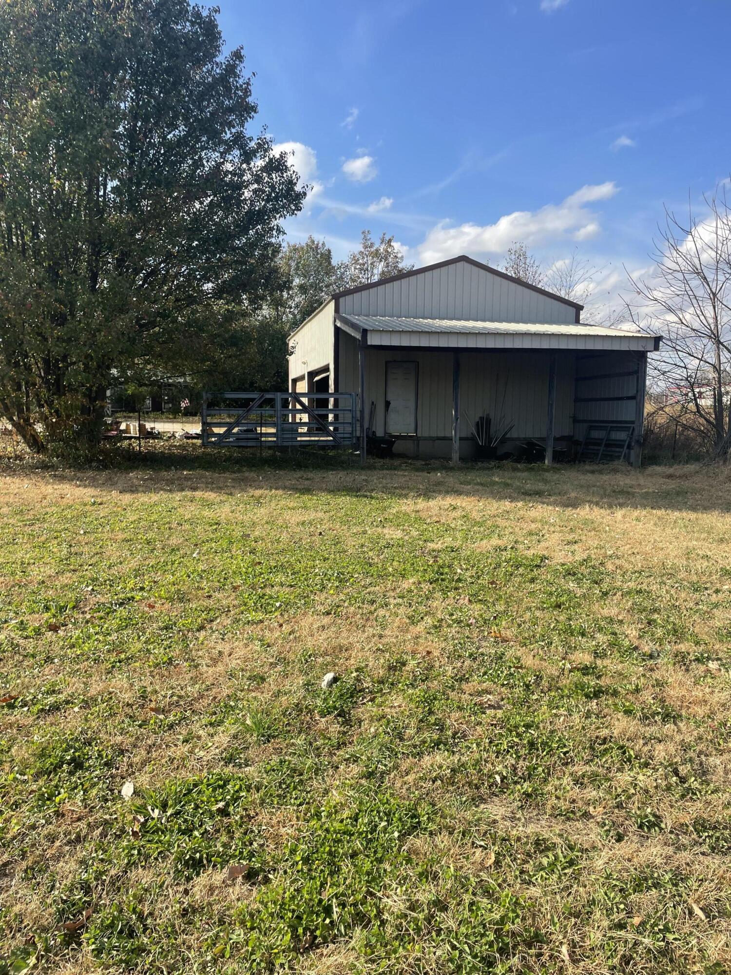 1022 County Road 5050 Property Photo 25