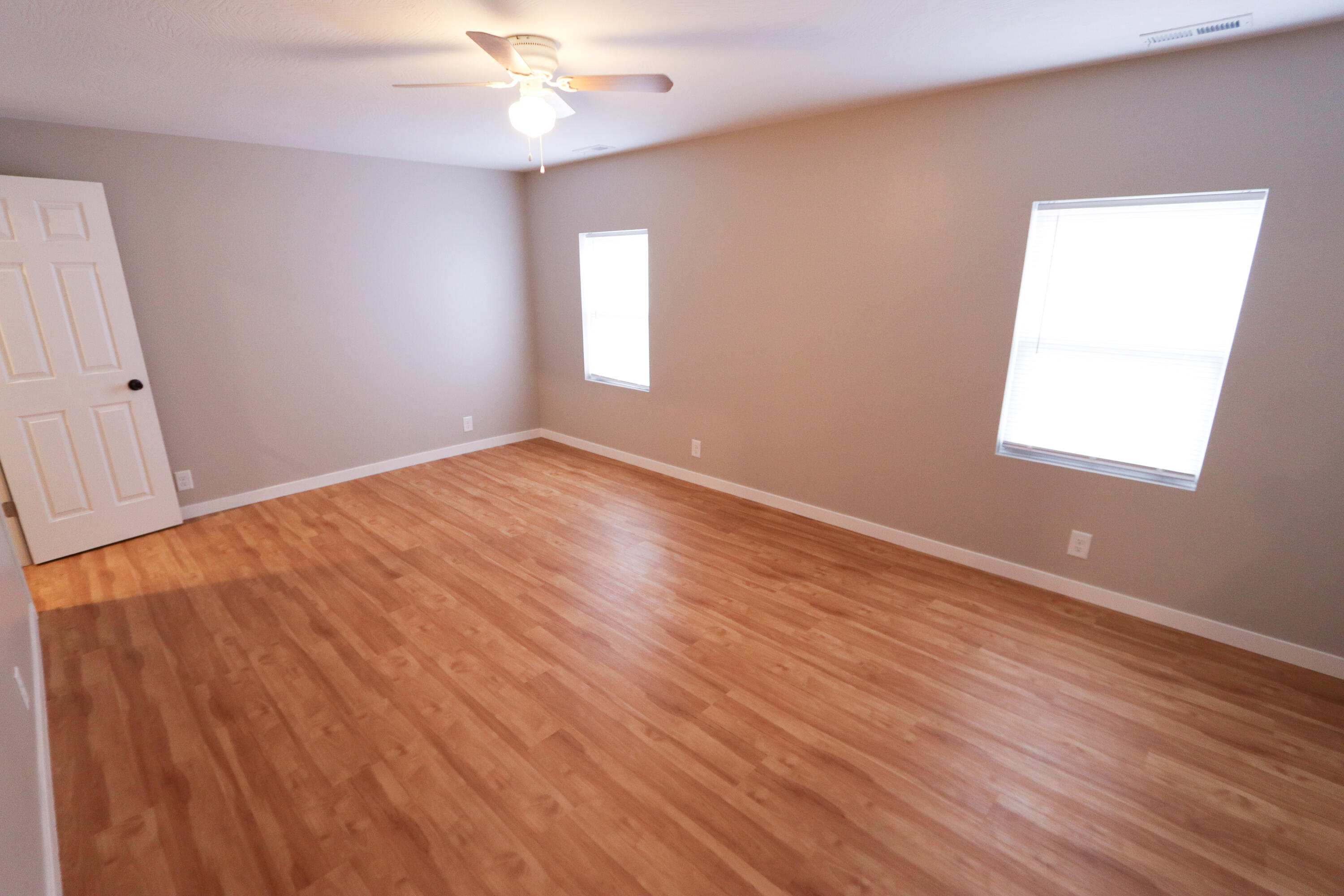 118 North Elgin Avenue Property Photo 12