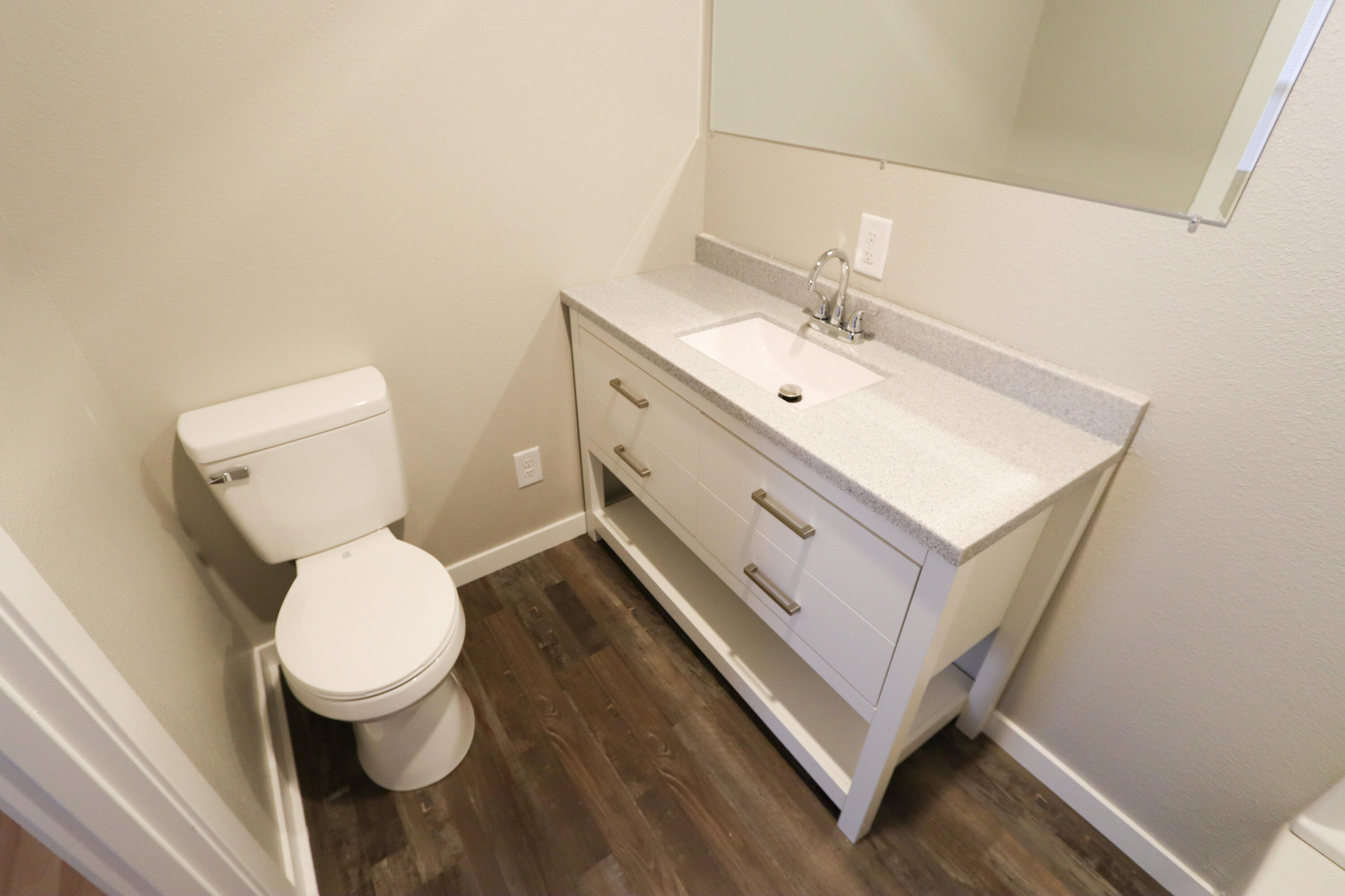 118 North Elgin Avenue Property Photo 15