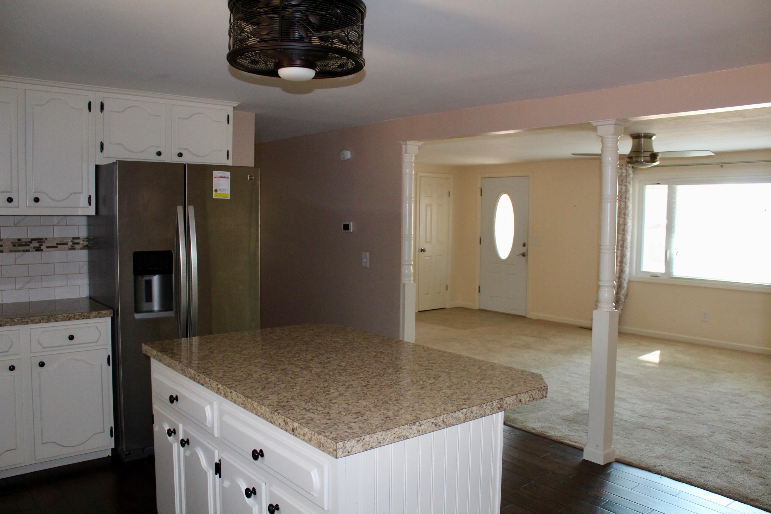 8 Golden Drive Property Photo 5