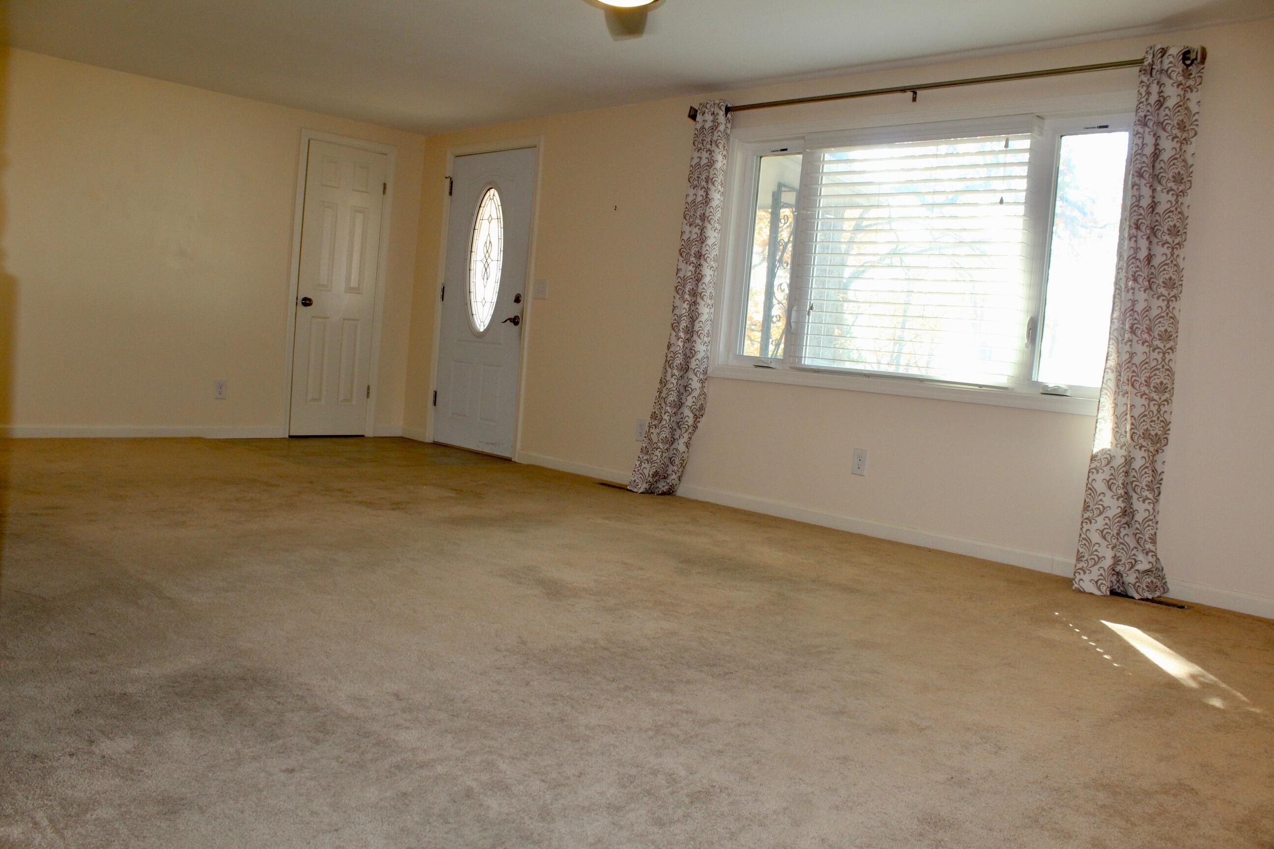 8 Golden Drive Property Photo 6