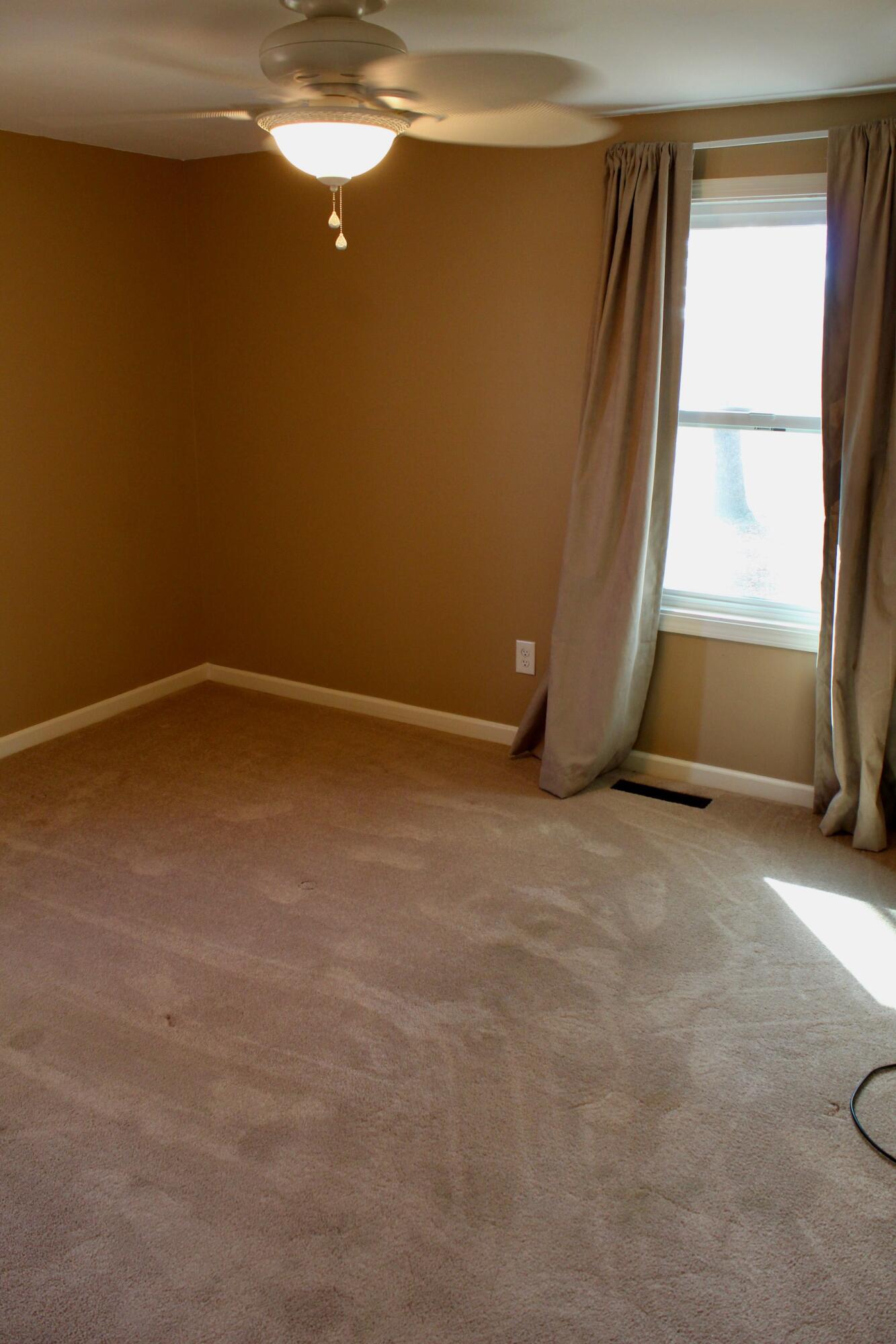 8 Golden Drive Property Photo 12