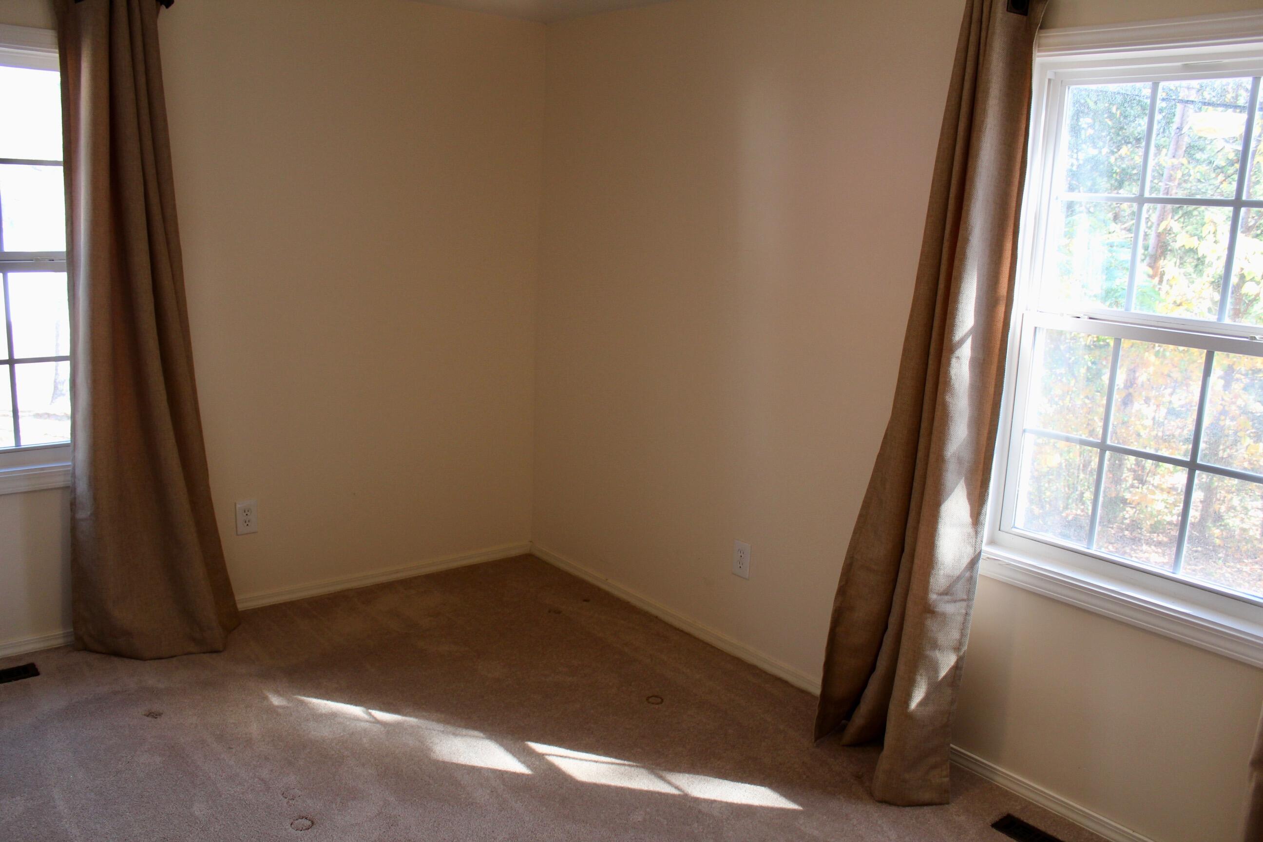 8 Golden Drive Property Photo 18