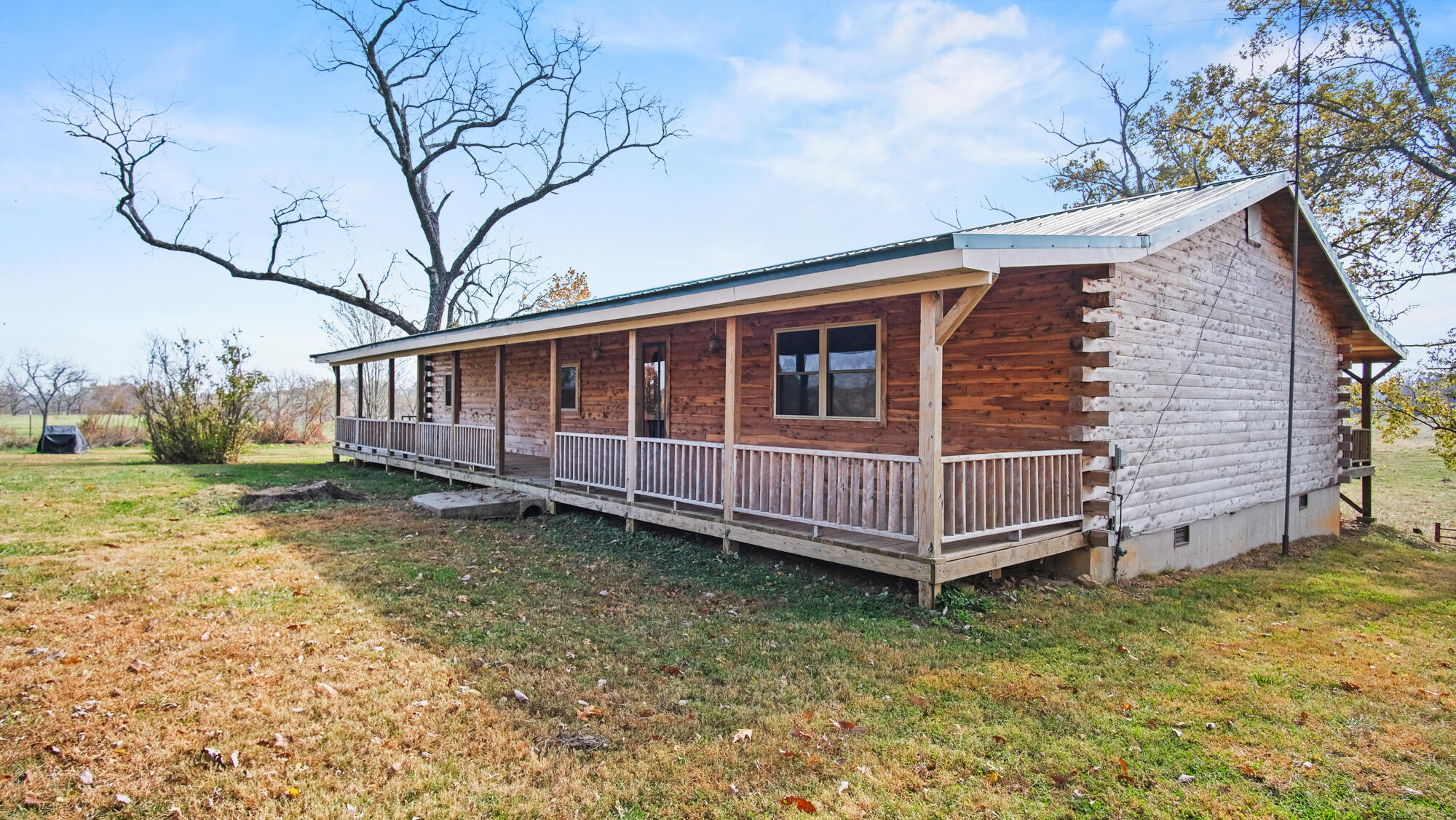 7048 County Road 1320 Property Photo 5