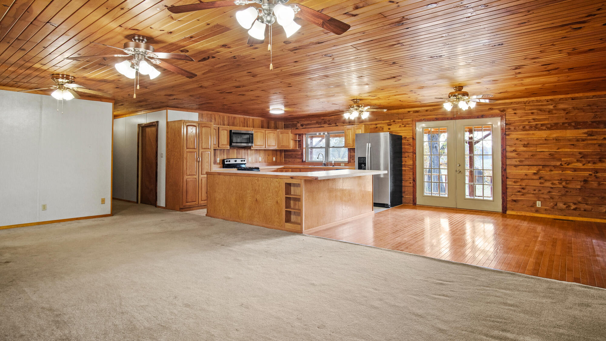 7048 County Road 1320 Property Photo 9