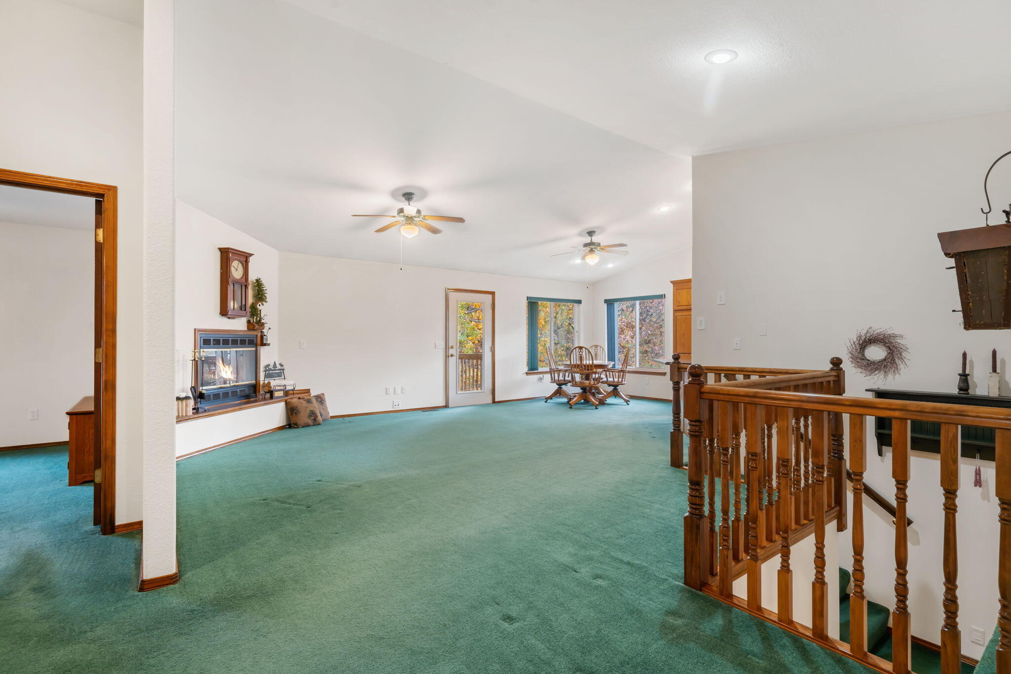 102 Sunny Lane Property Photo 3