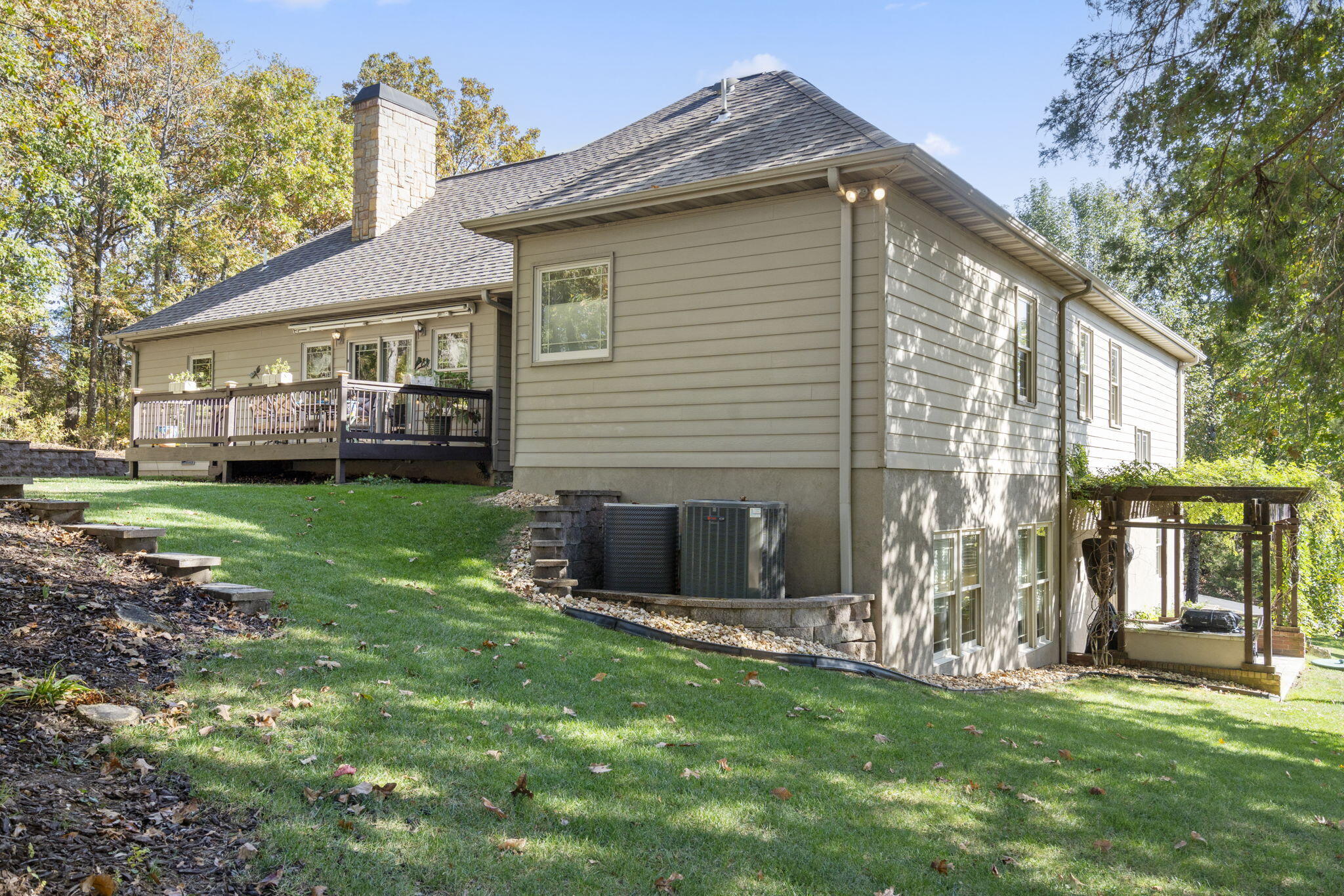 903 Silver Bluff Circle Property Photo 10