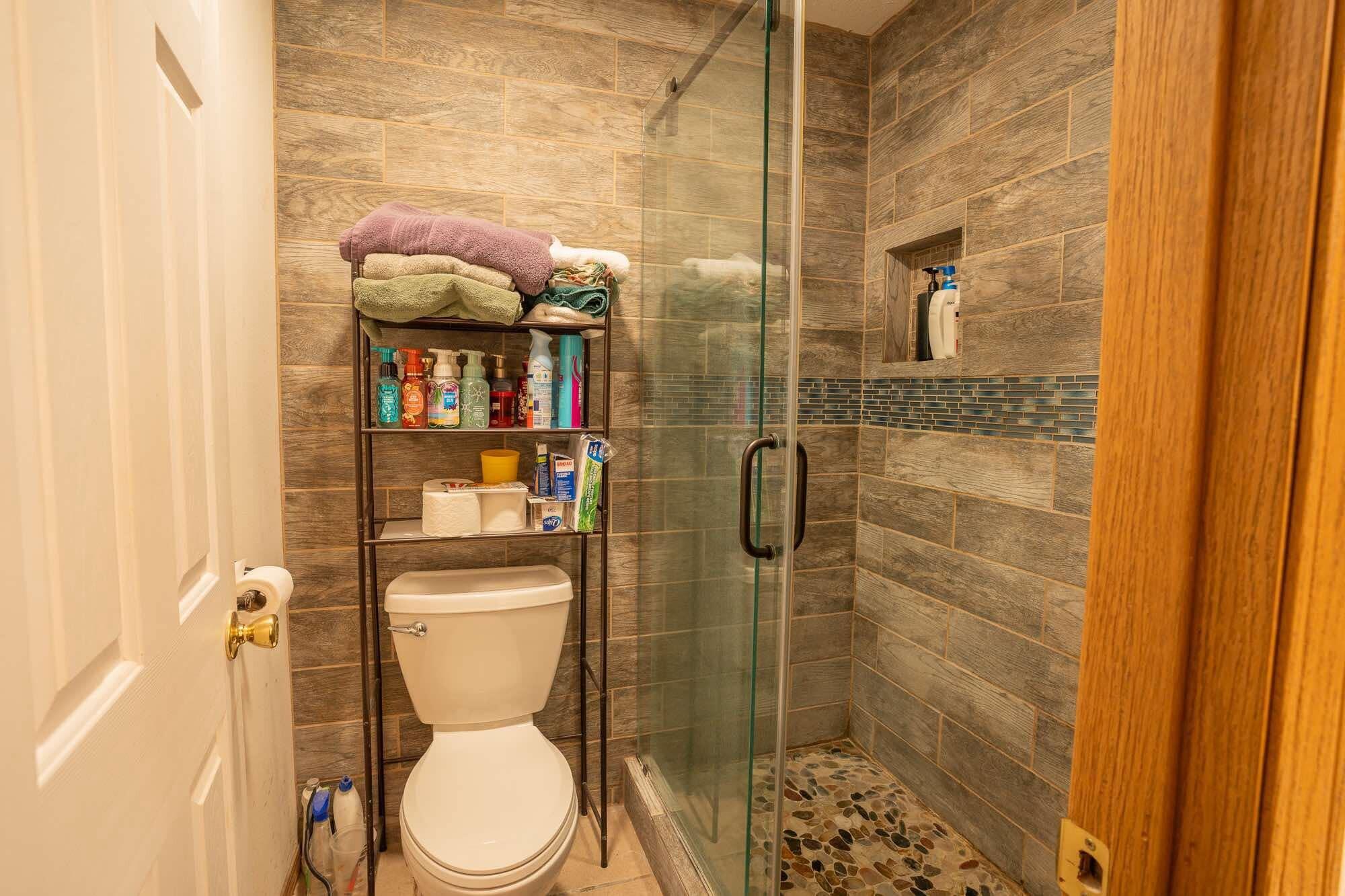 22239 Lawrence 1100 Property Photo 19