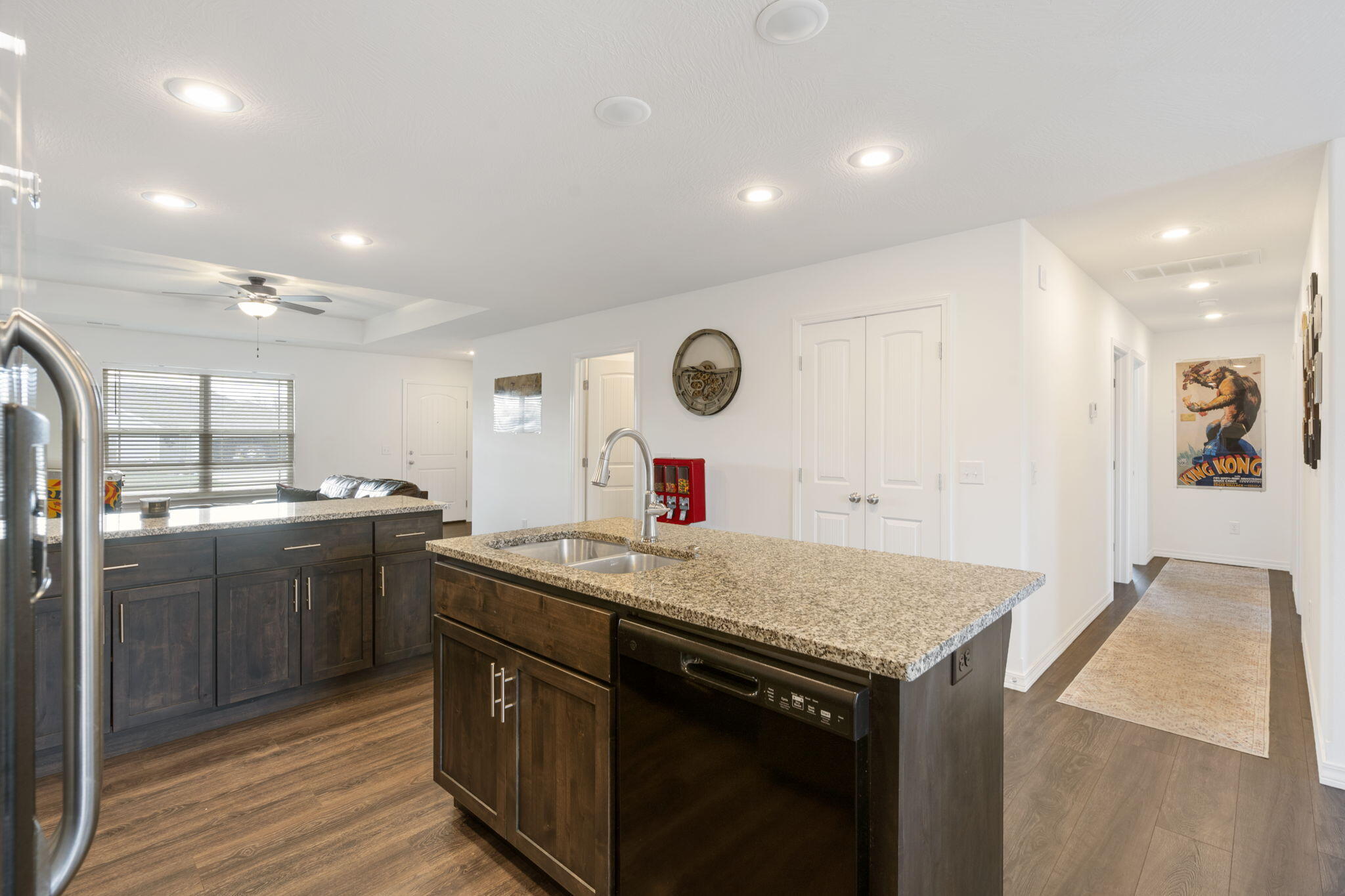 747 North Jozlynn Avenue Property Photo 10