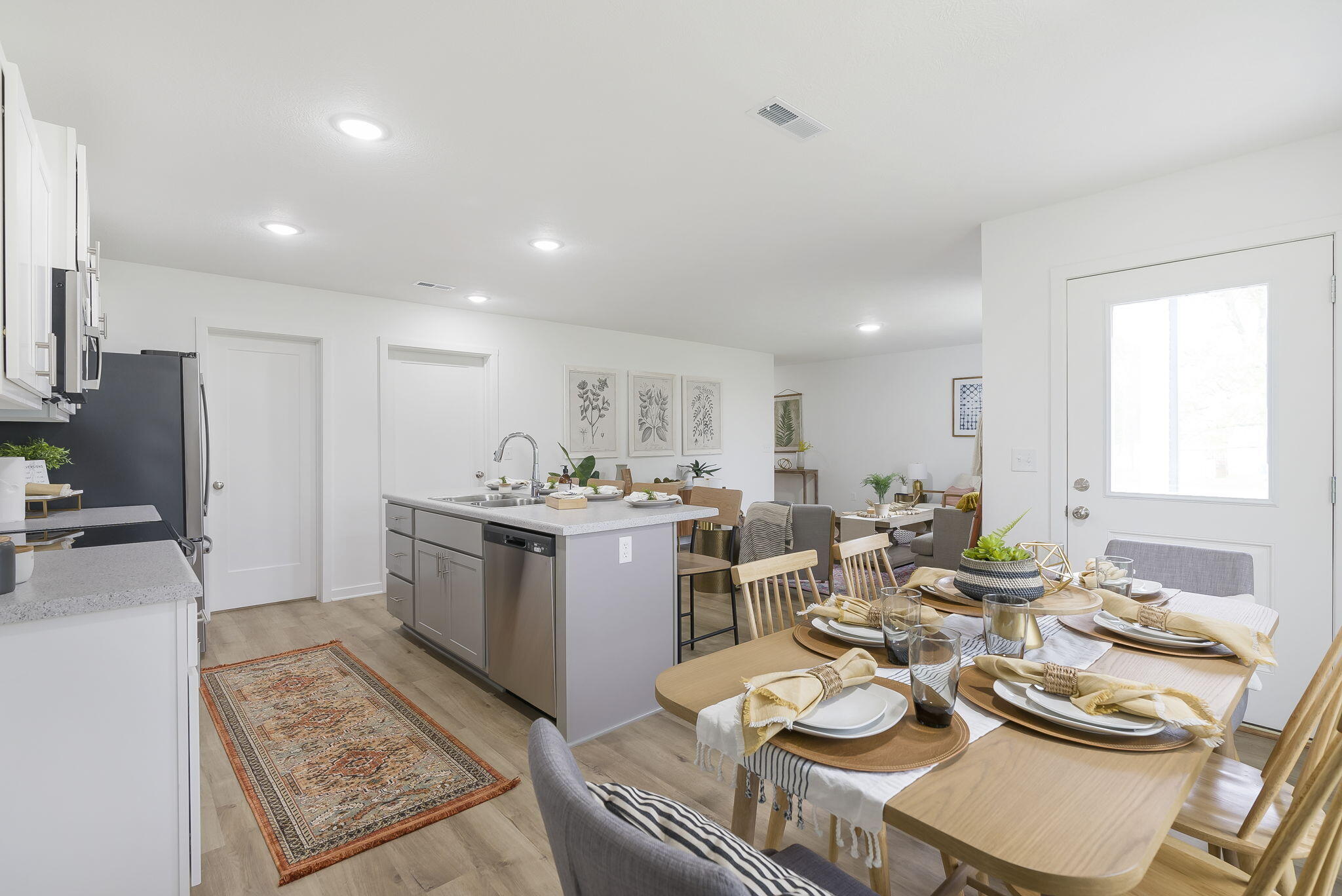 790 Hoffman Hills Boulevard Property Photo 10