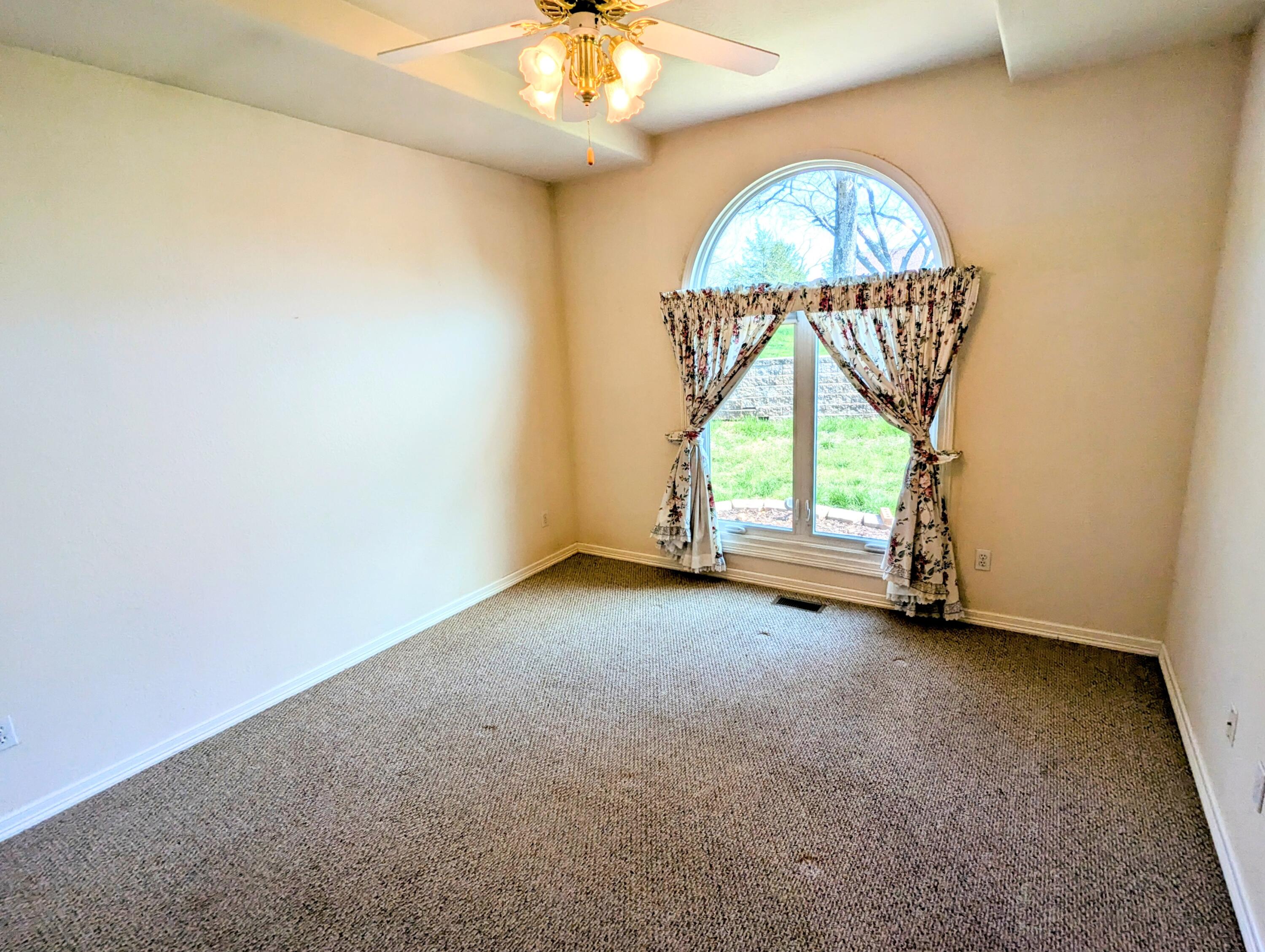 1253 Mule Barn Drive Property Photo 24