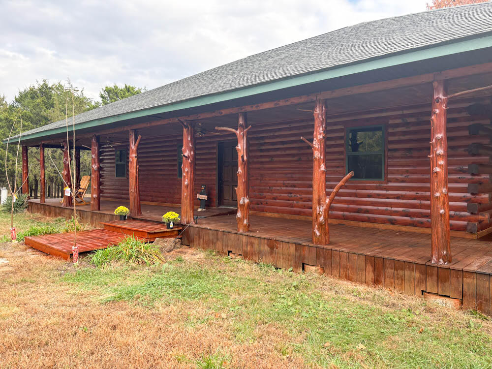 98 Evans Trail Property Photo 1