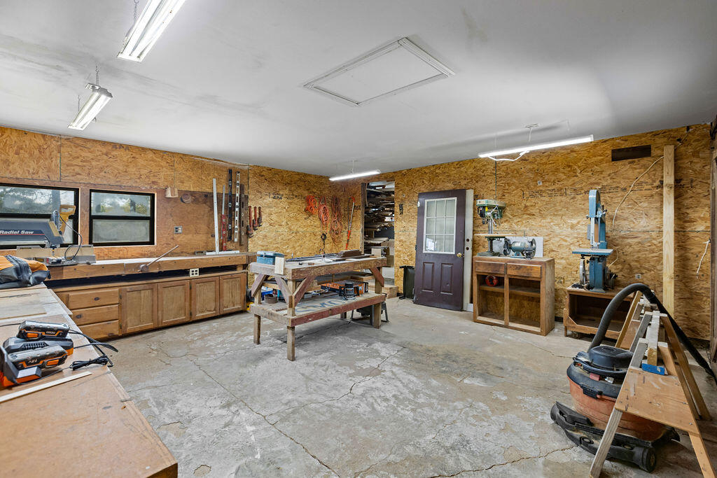 109 County Road 555b Property Photo 22