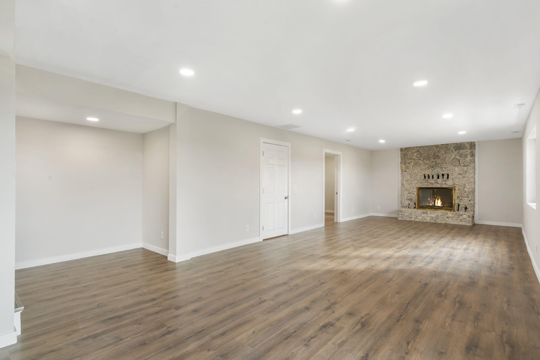 504 West Hensley Street Property Photo 17