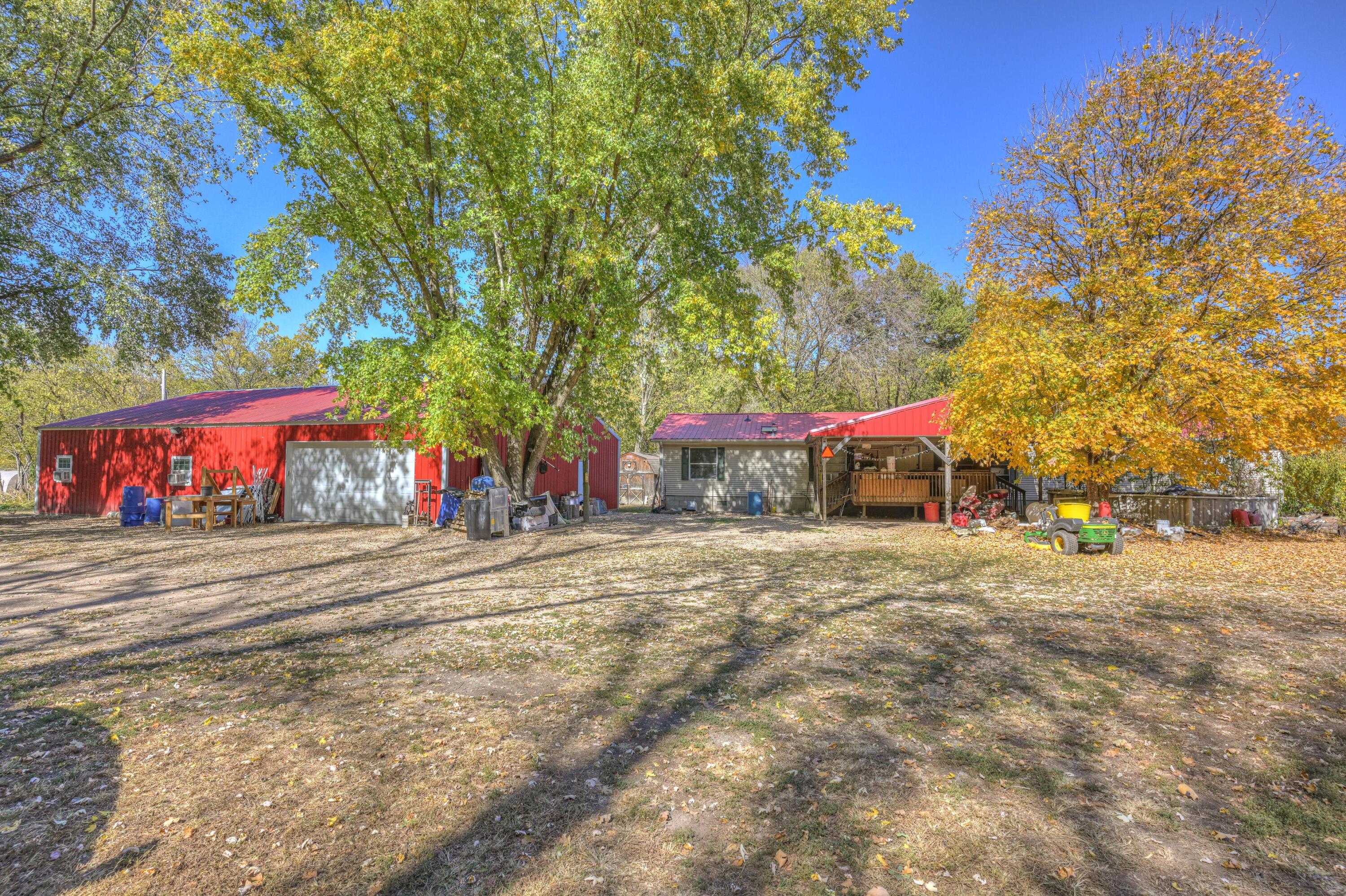 2283 Upper Mill Creek Road Property Photo 3