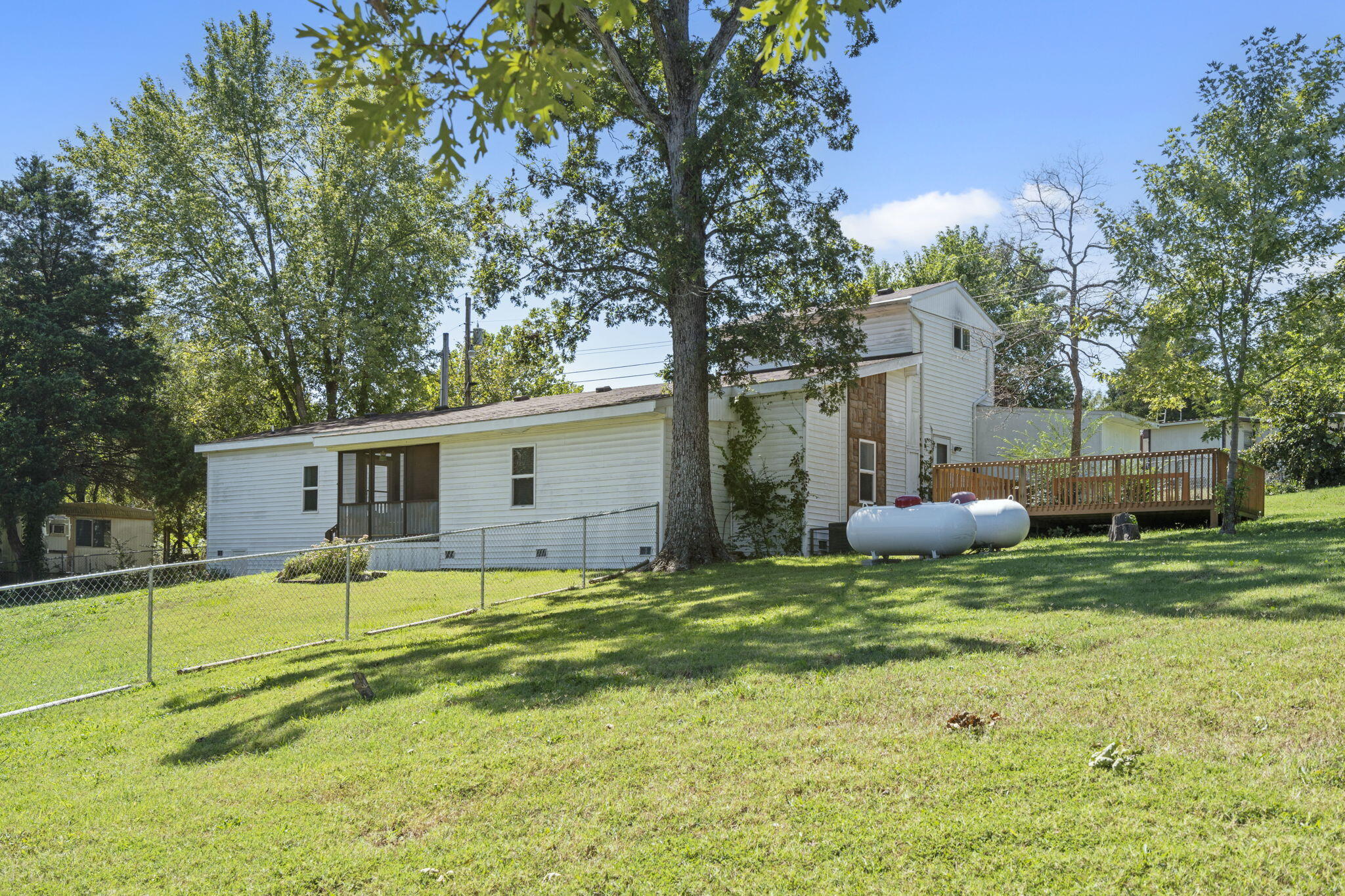 213 4th Street Property Photo 2