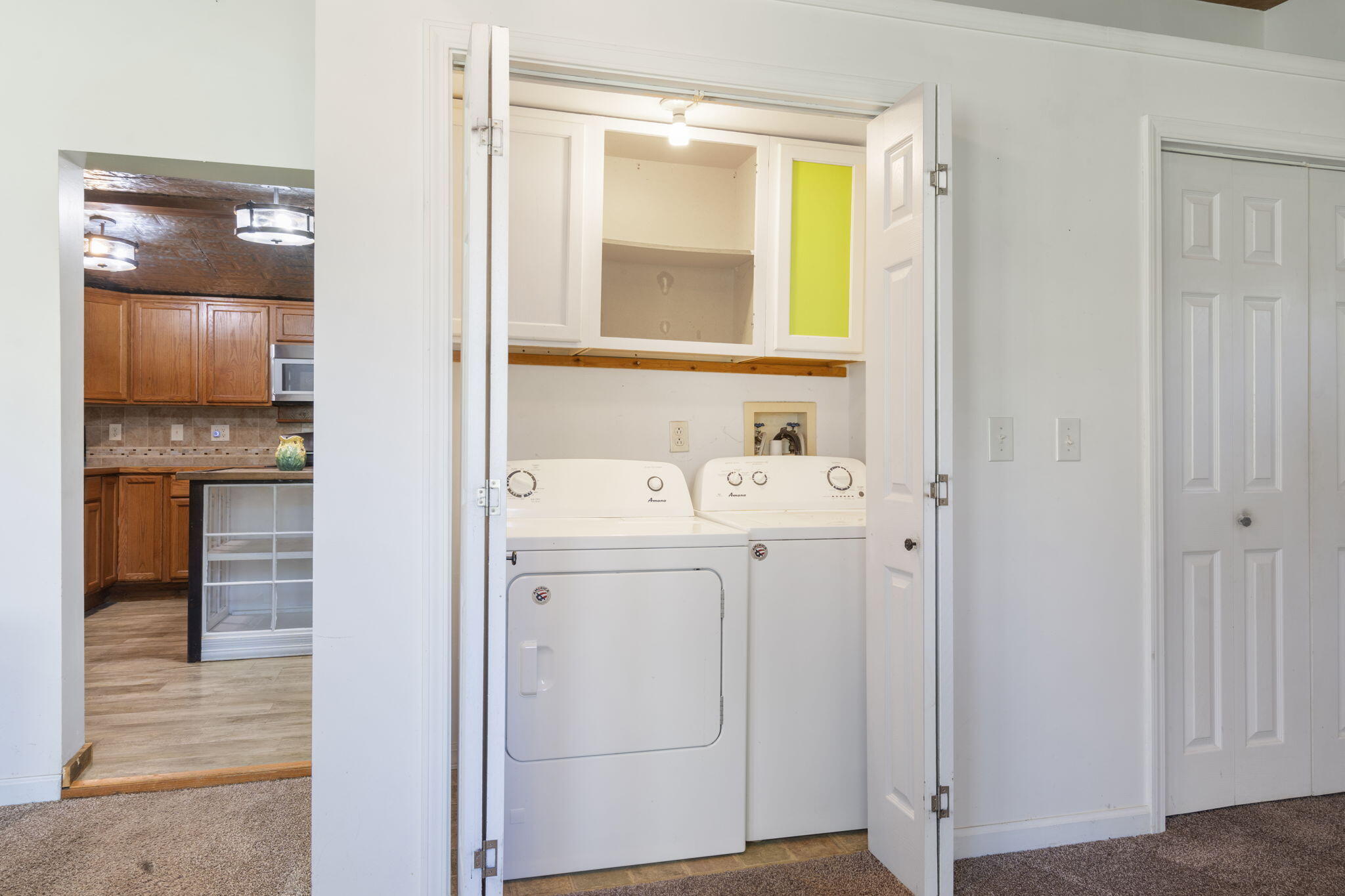 213 4th Street Property Photo 7