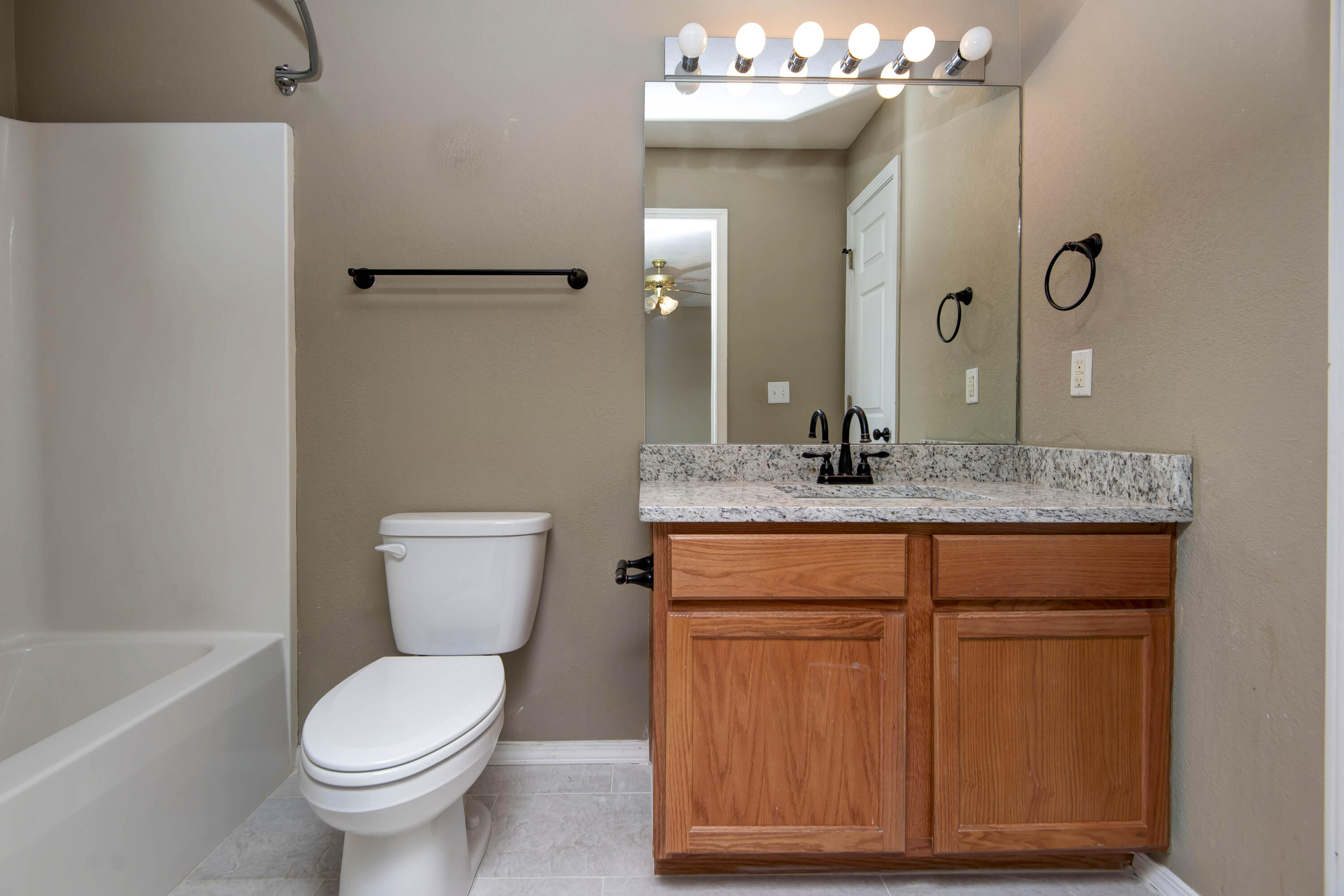 81 Clear Cove Drive Property Photo 20