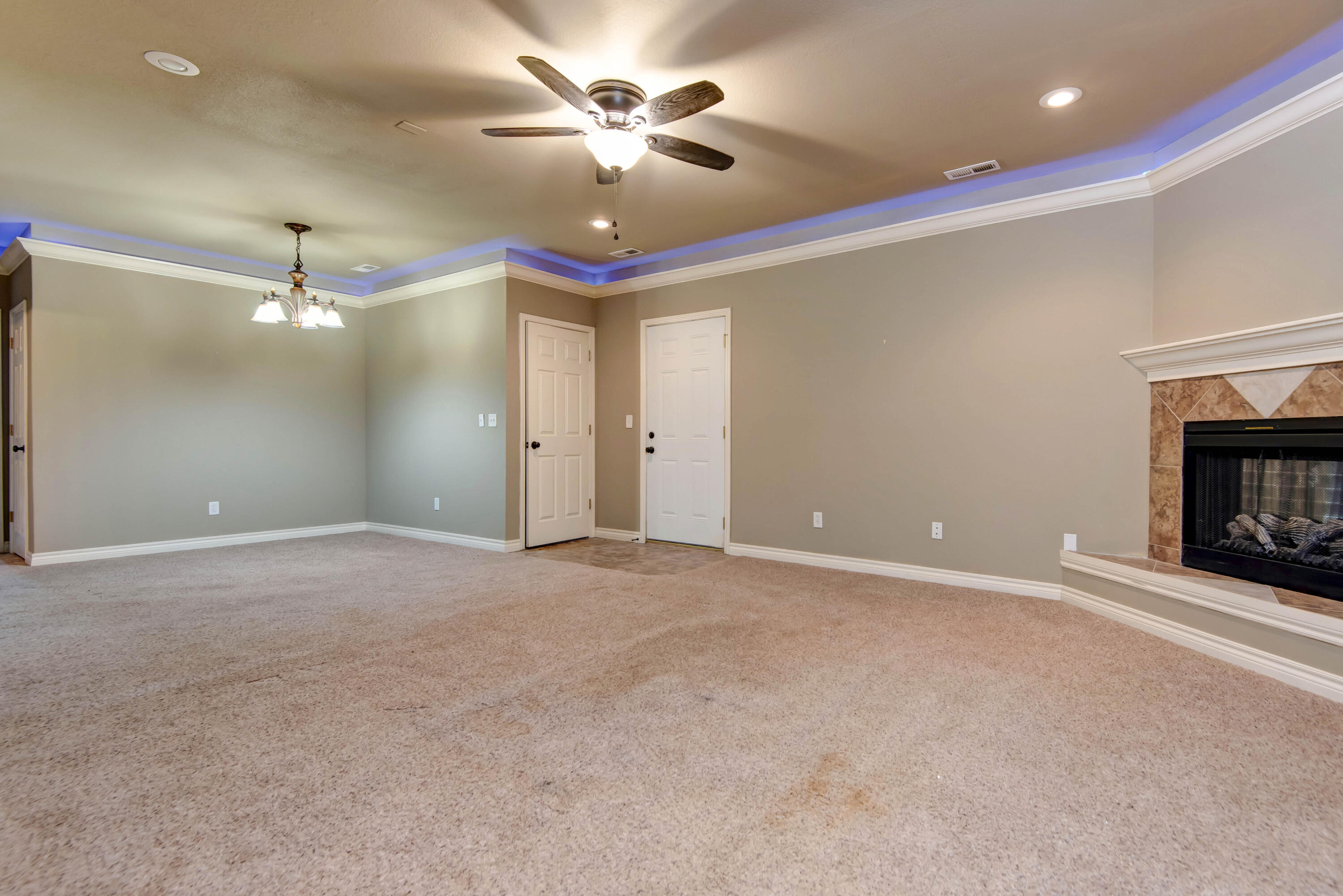 81 Clear Cove Drive Property Photo 30