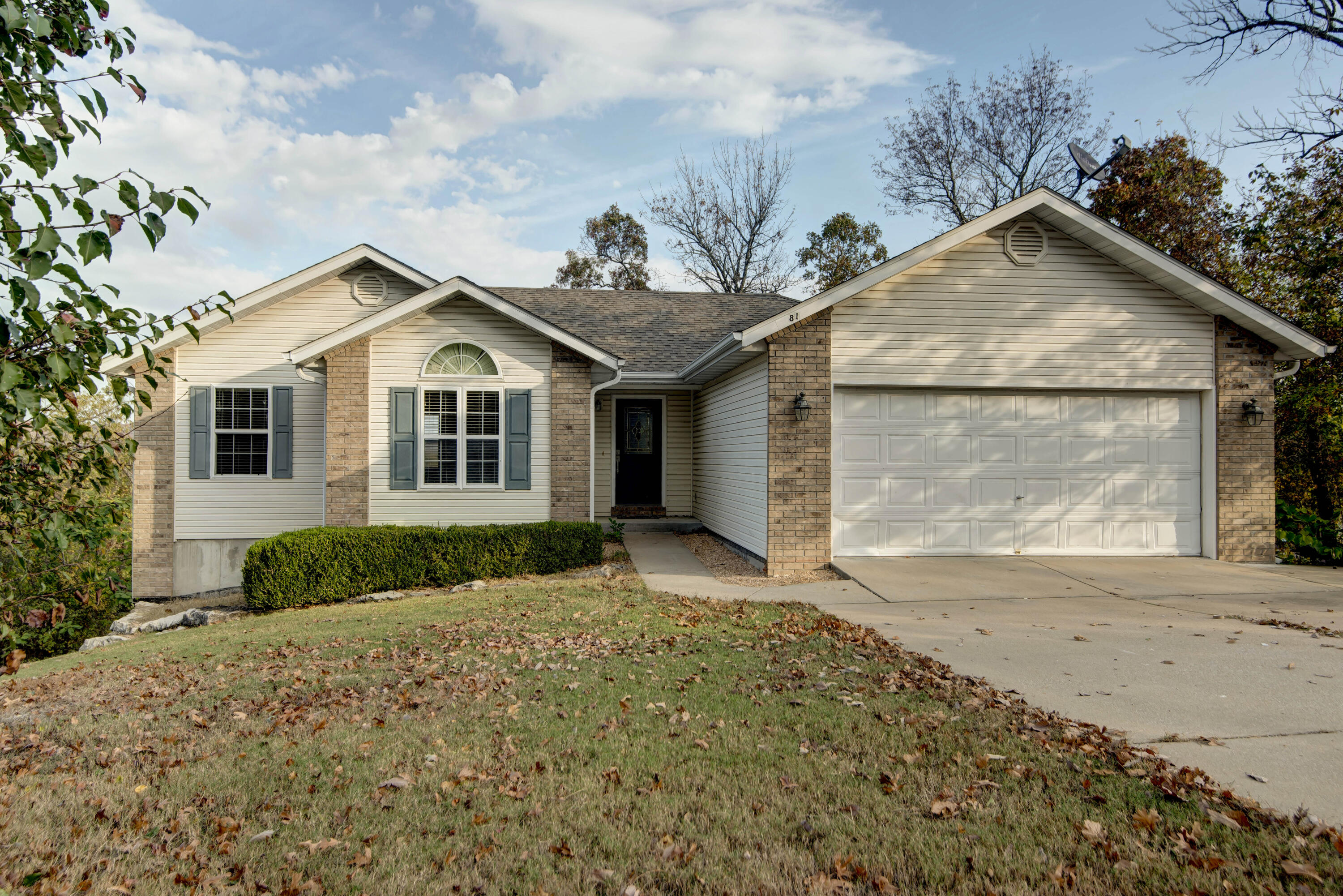 81 Clear Cove Drive Property Photo 35