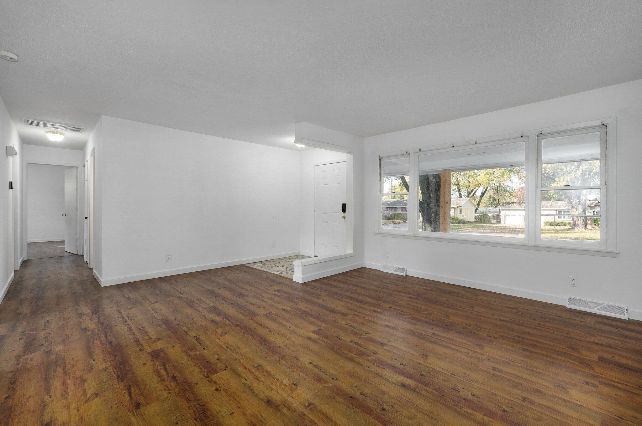1520 South St Charles Avenue Property Photo 7
