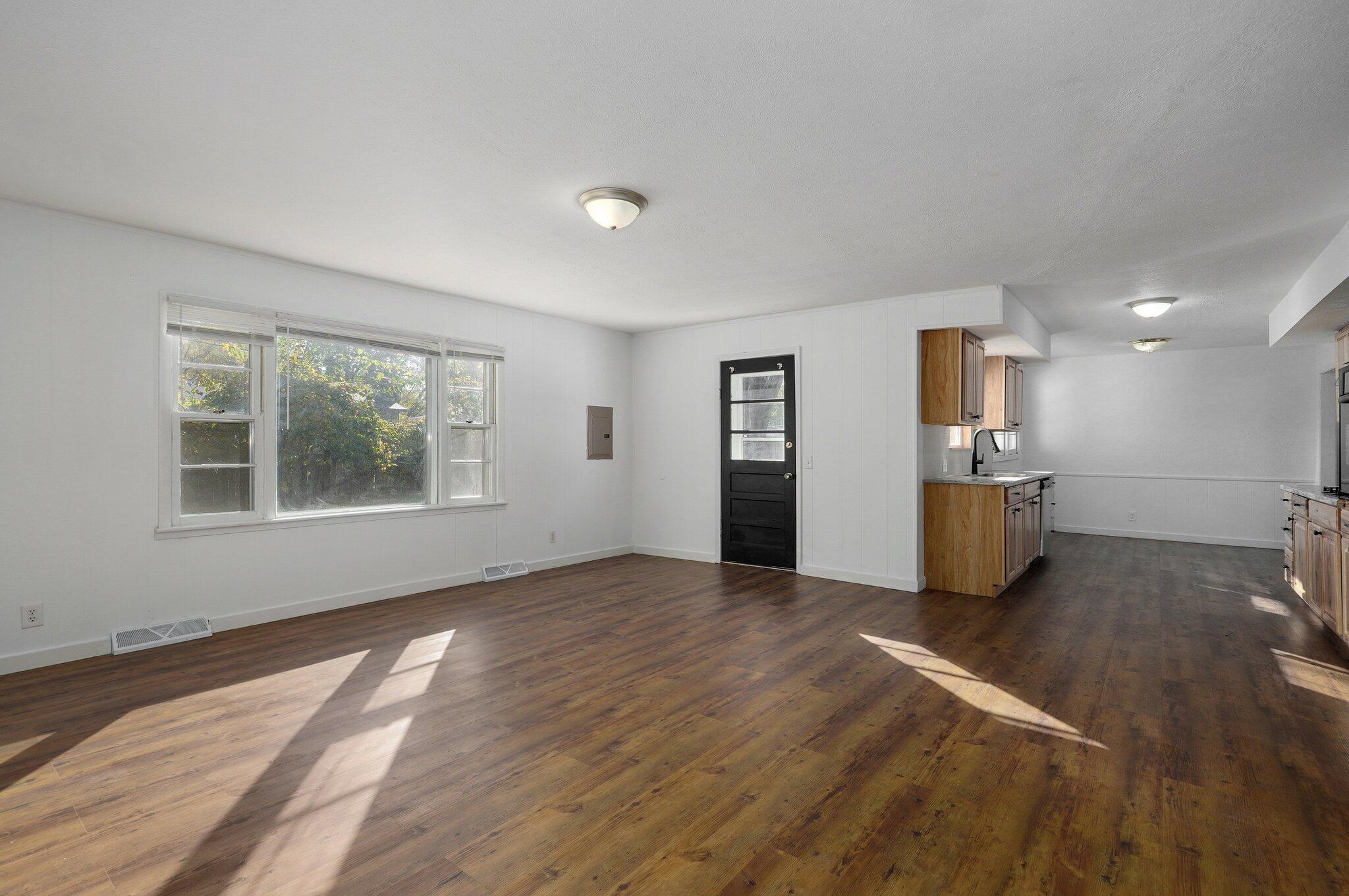 1520 South St Charles Avenue Property Photo 16