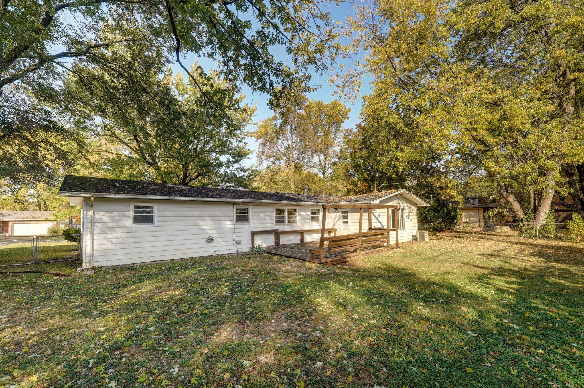 1520 South St Charles Avenue Property Photo 28