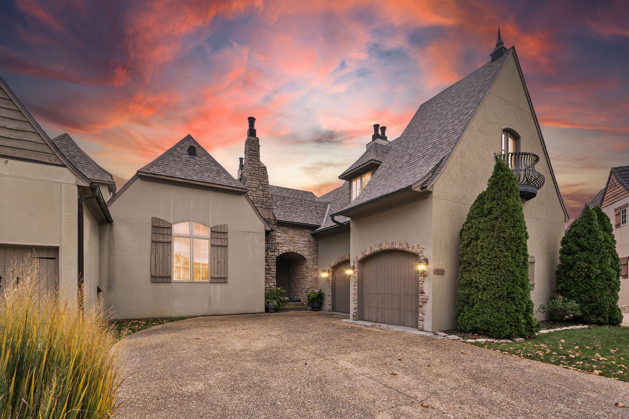 6348 South Creeksedge Court Property Photo 1