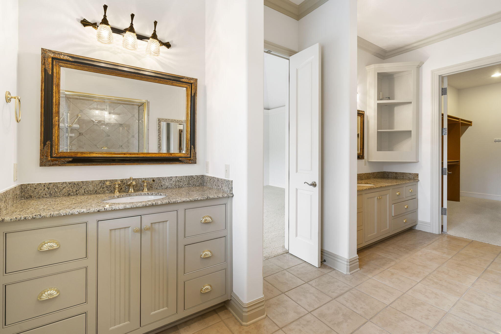 6348 South Creeksedge Court Property Photo 18