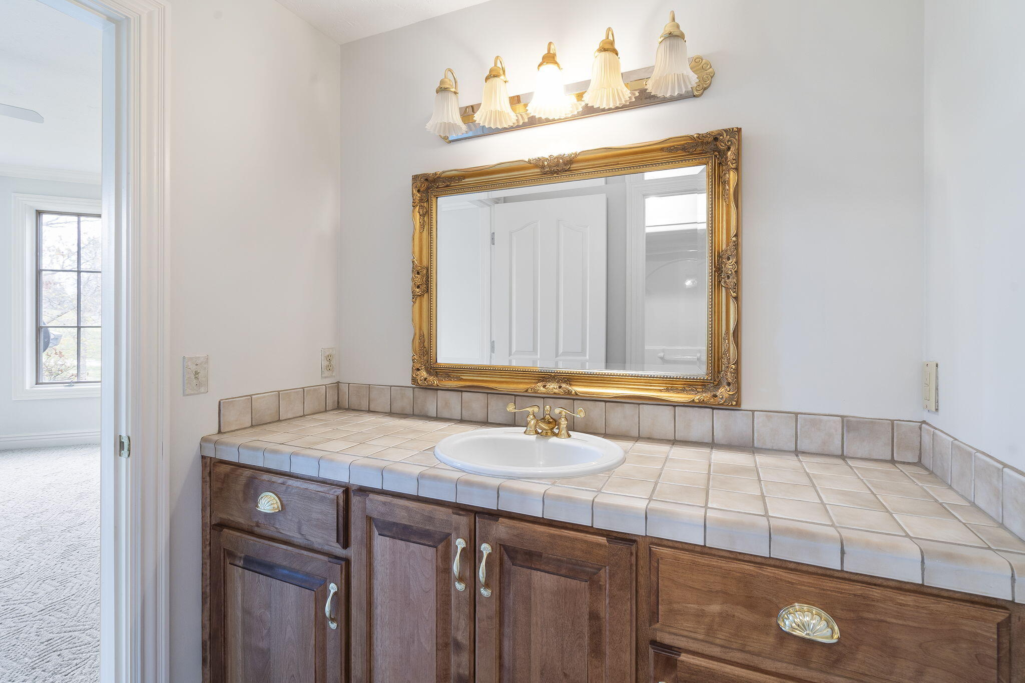 6348 South Creeksedge Court Property Photo 34