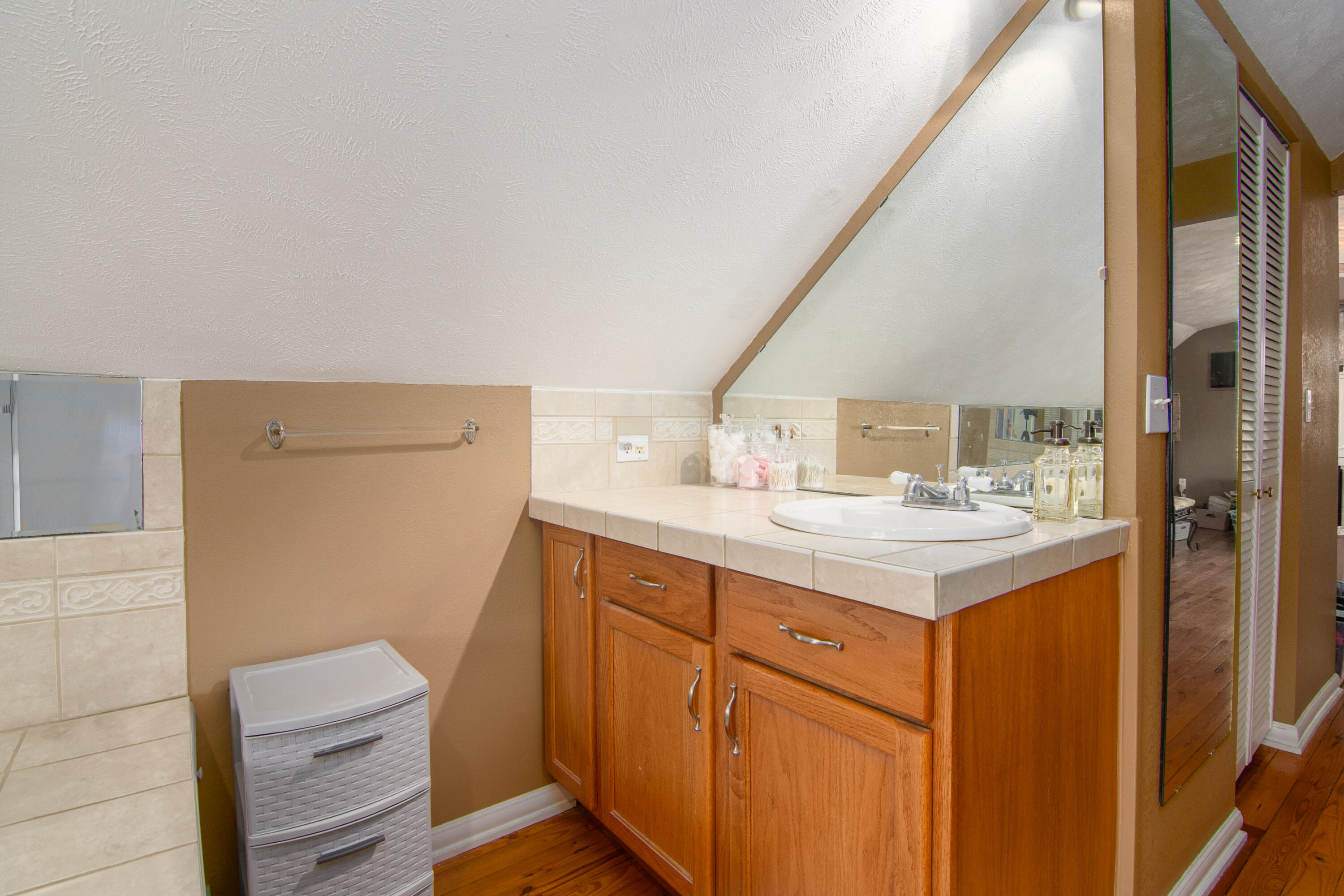 237 Jefferson Street Property Photo 23