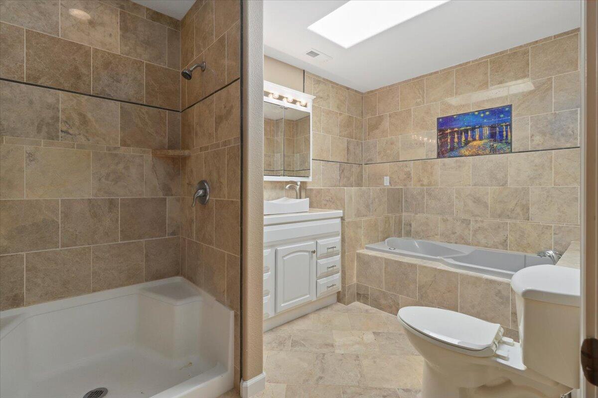250 Morse Avenue Property Photo 14