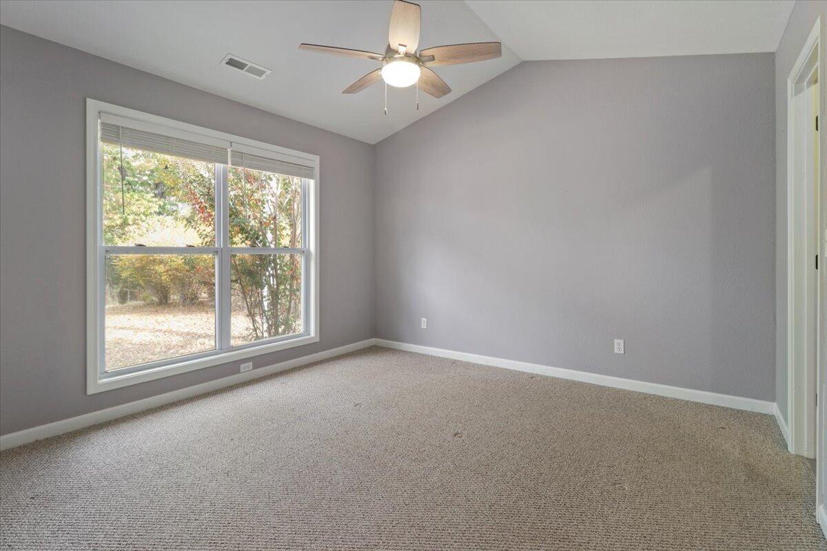 250 Morse Avenue Property Photo 16