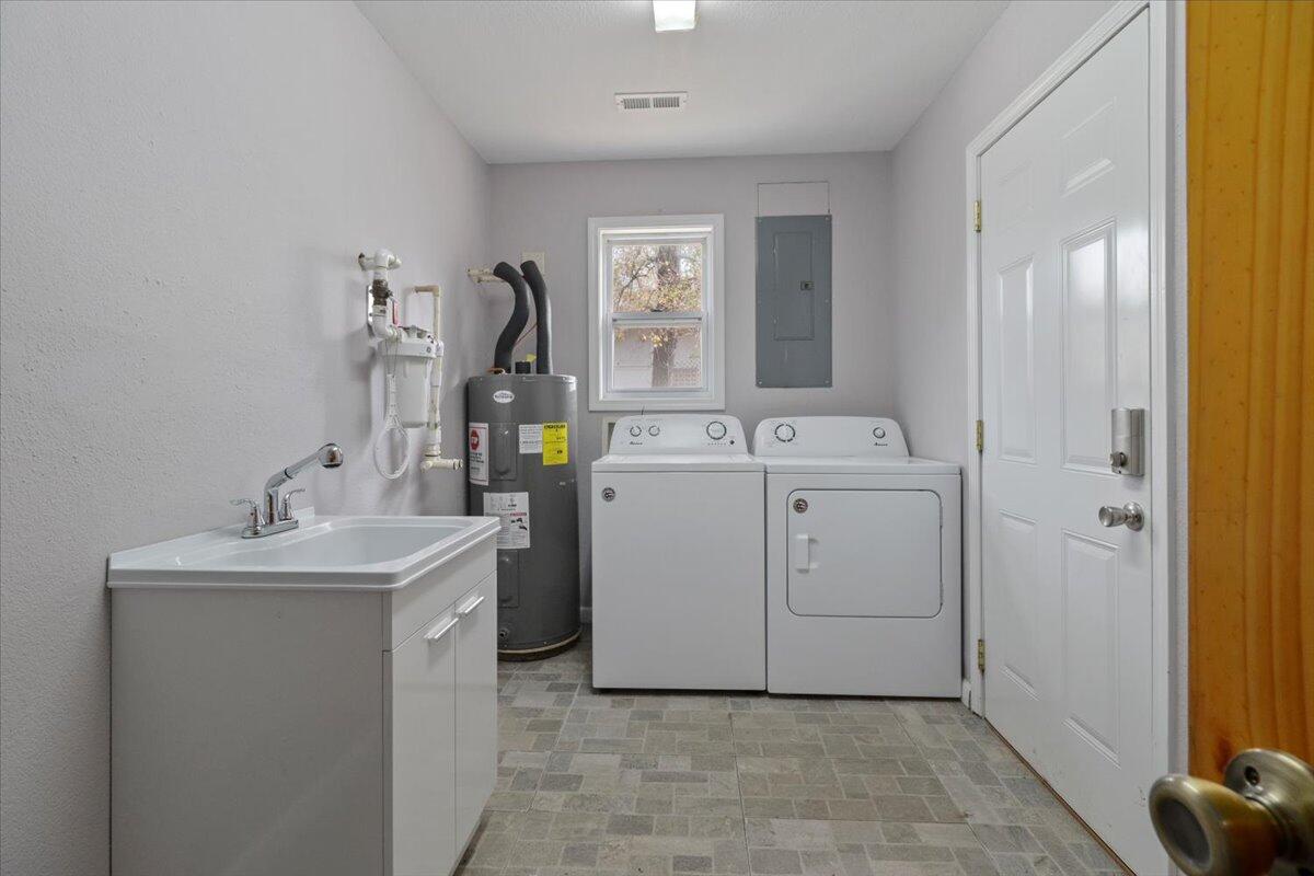 250 Morse Avenue Property Photo 19
