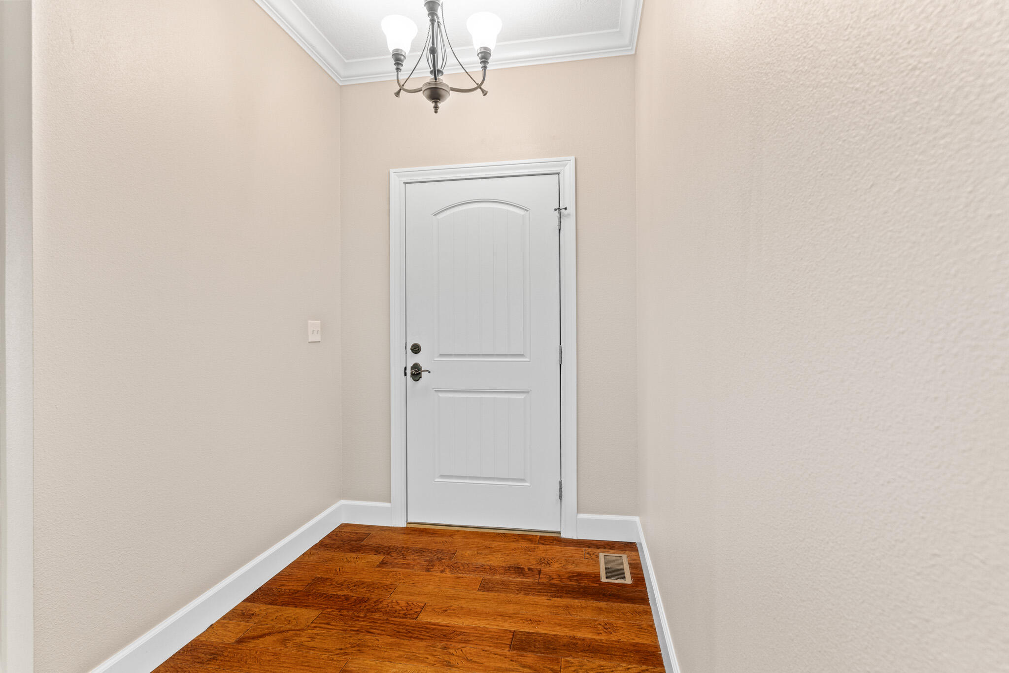 311 Stillwood Lane Property Photo 8