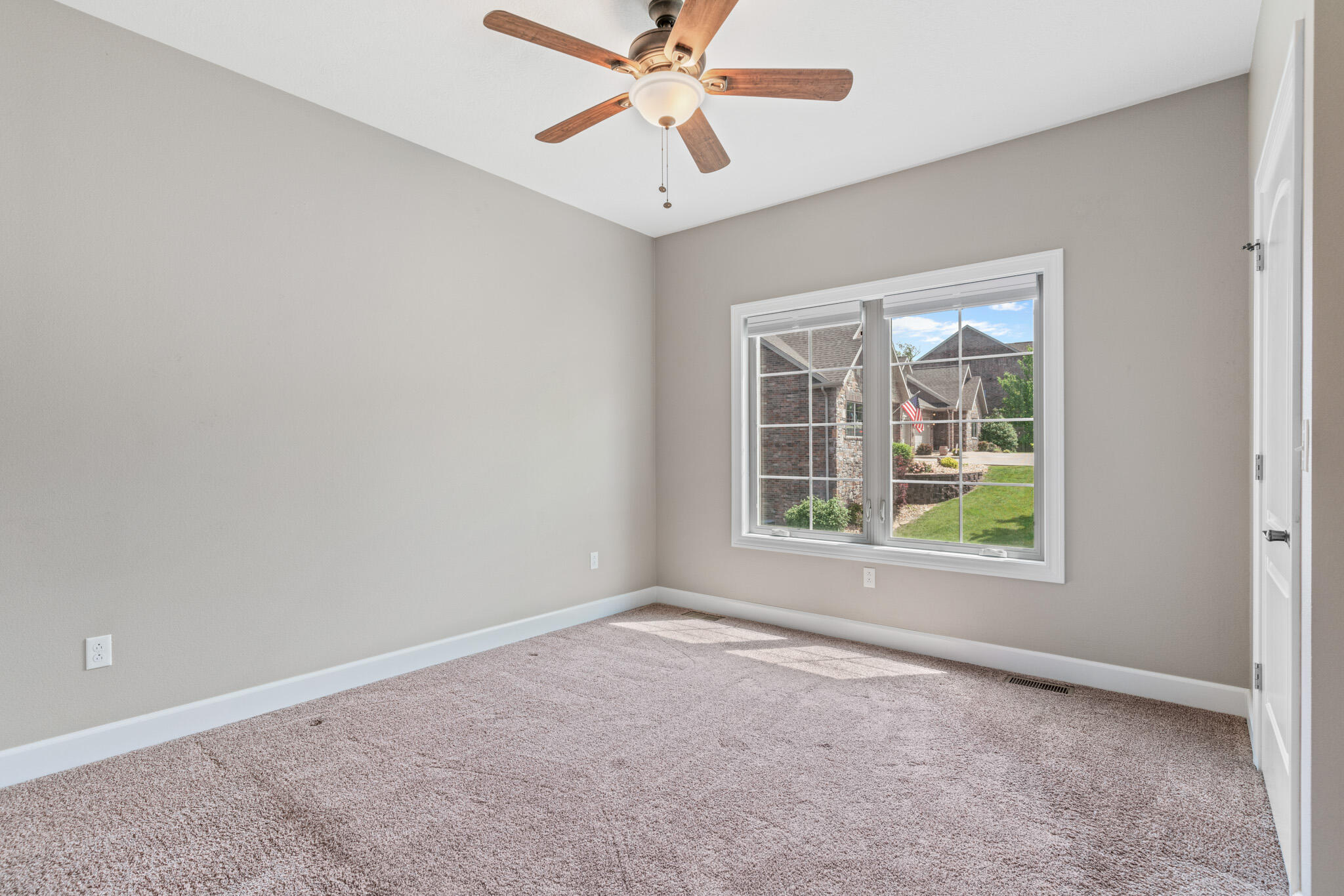 311 Stillwood Lane Property Photo 25
