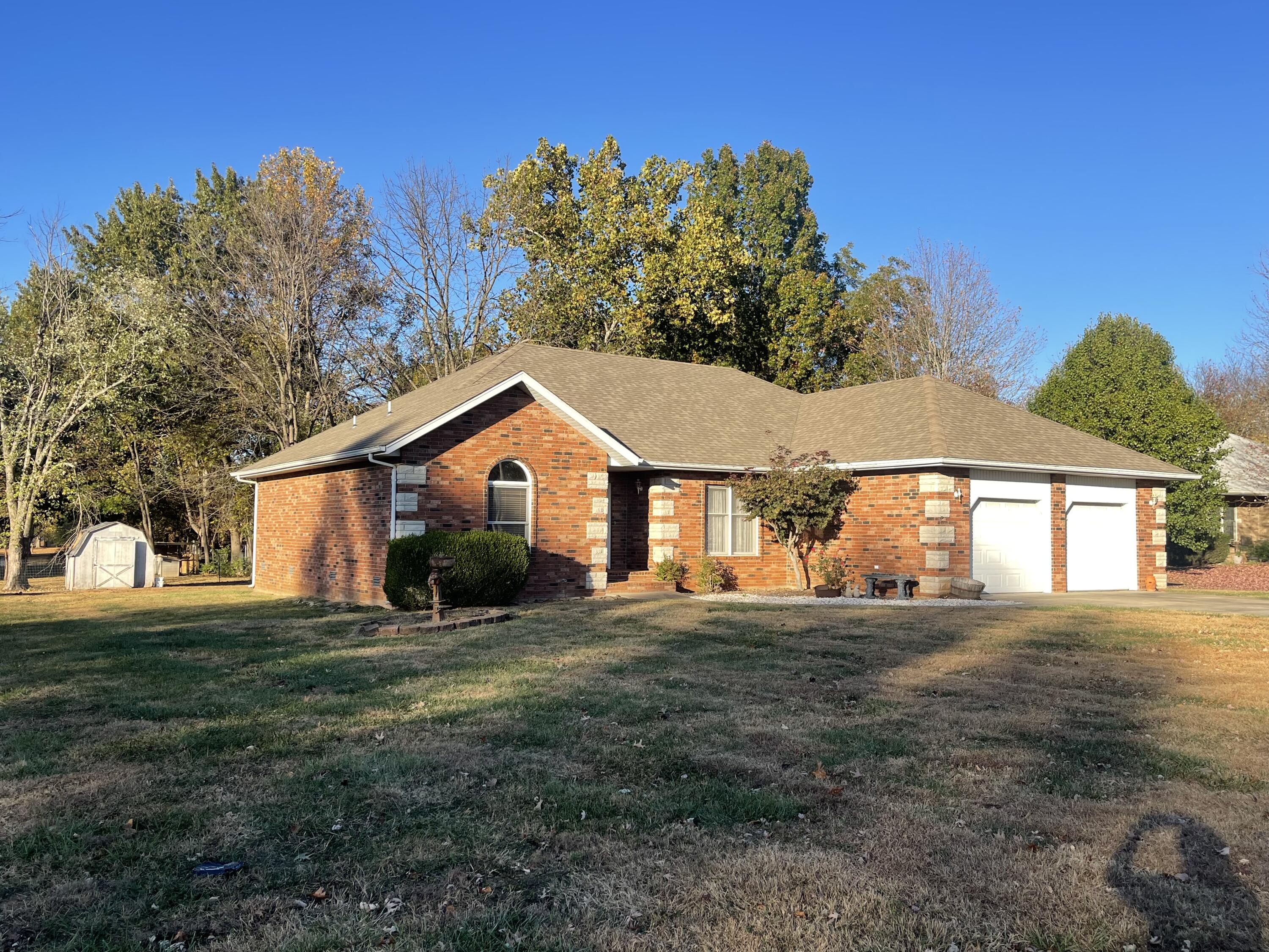 2403 Lamborn Lane Property Photo 5