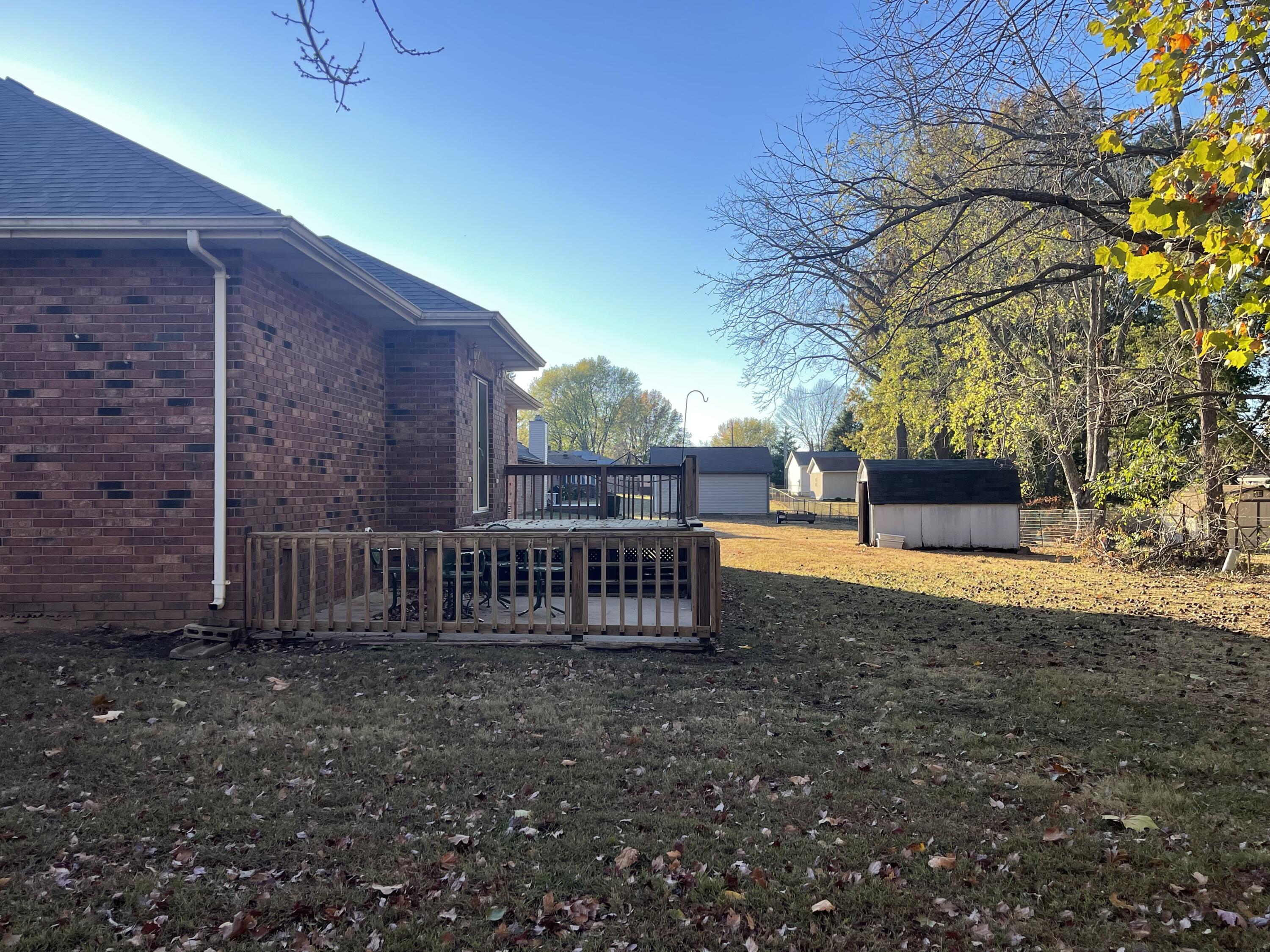 2403 Lamborn Lane Property Photo 10