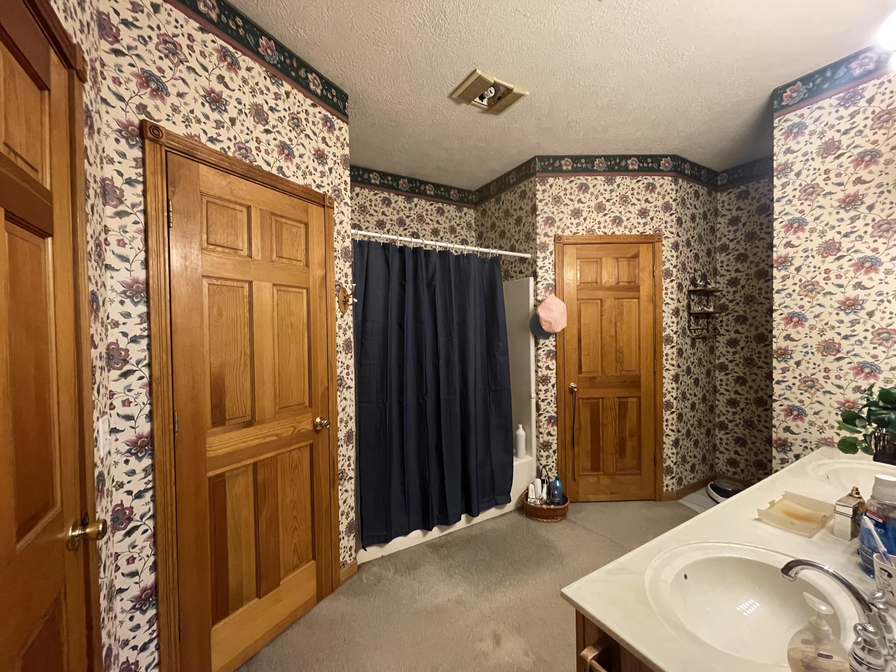 2403 Lamborn Lane Property Photo 28