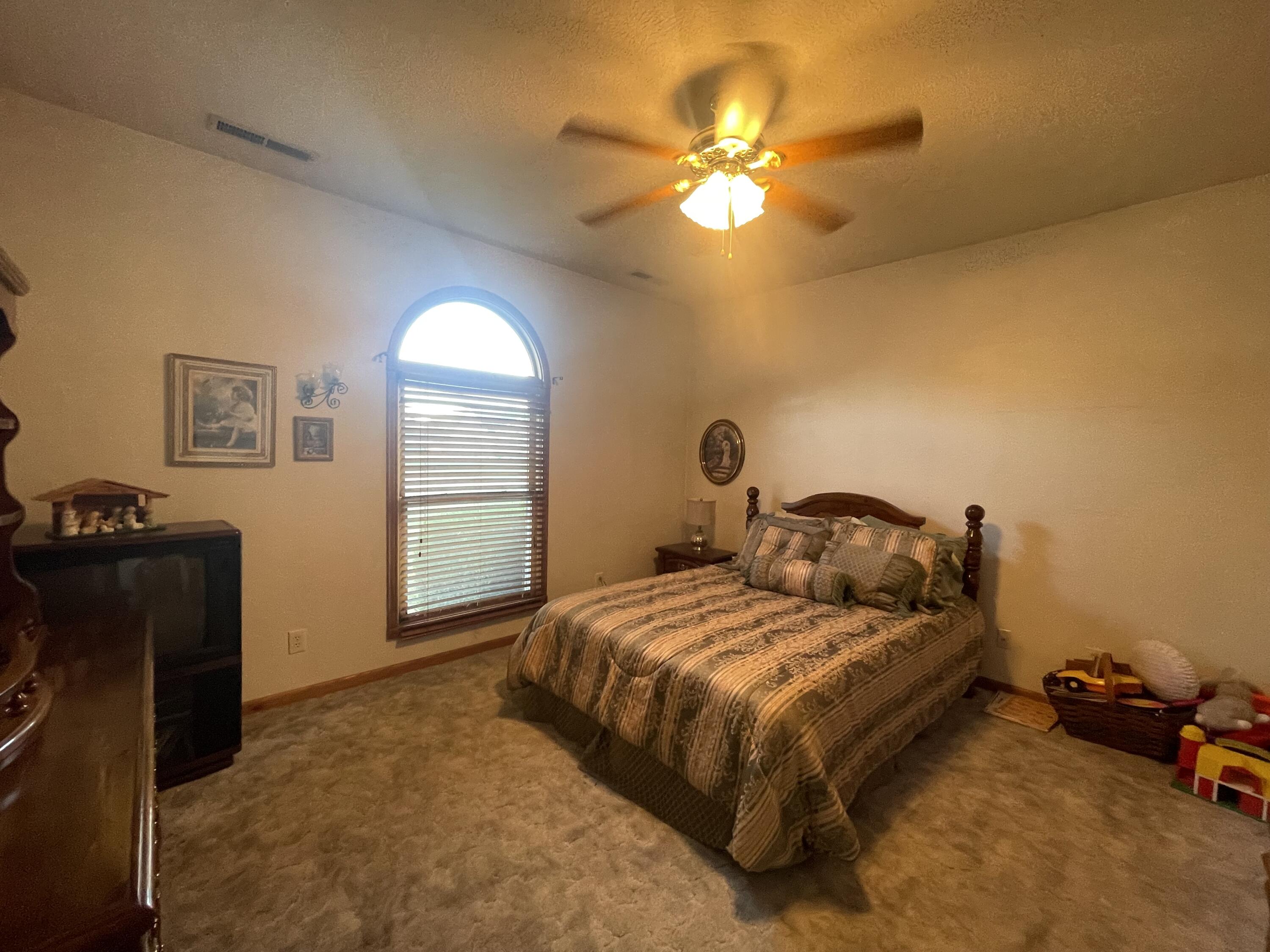 2403 Lamborn Lane Property Photo 31
