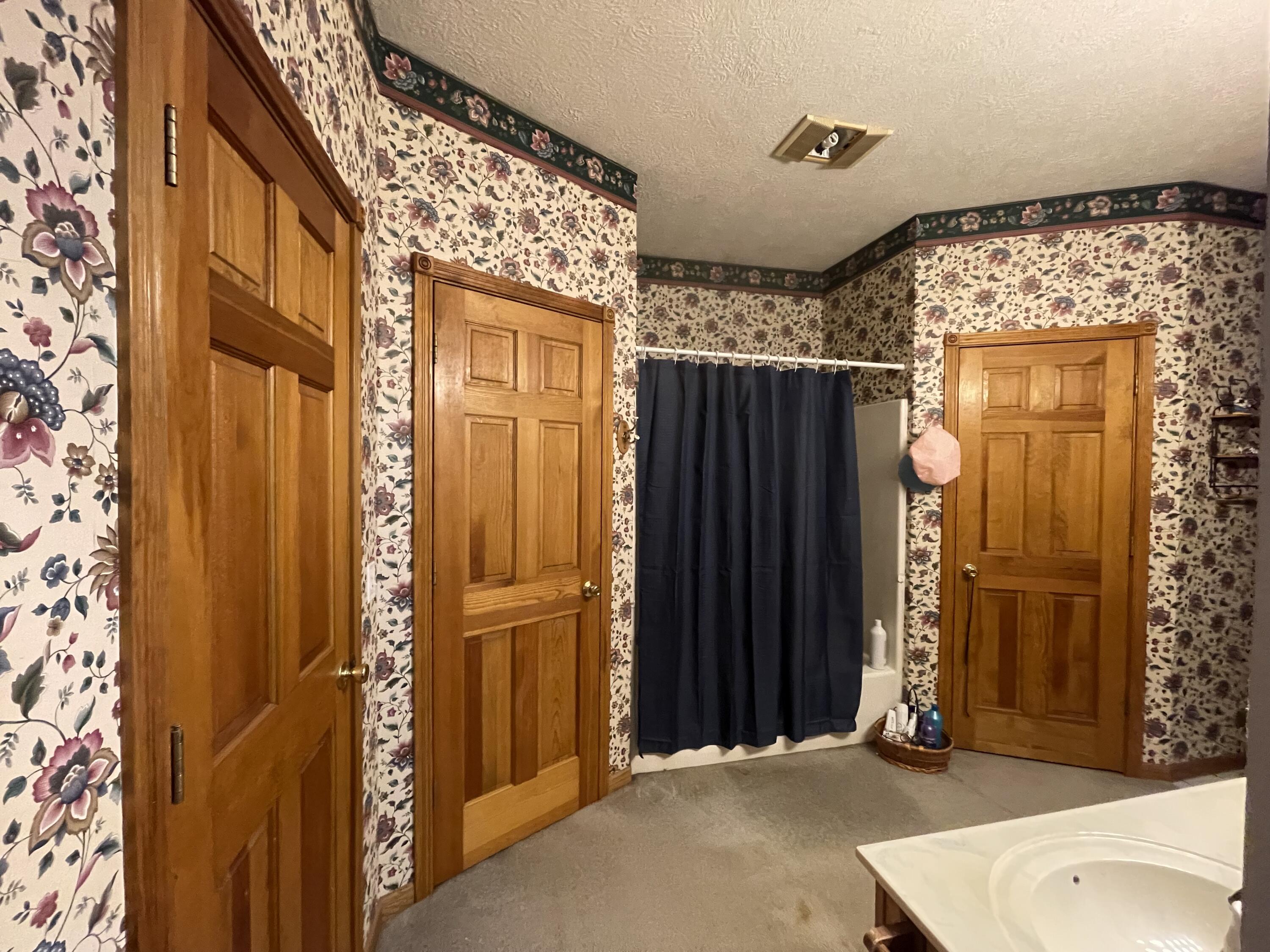 2403 Lamborn Lane Property Photo 38