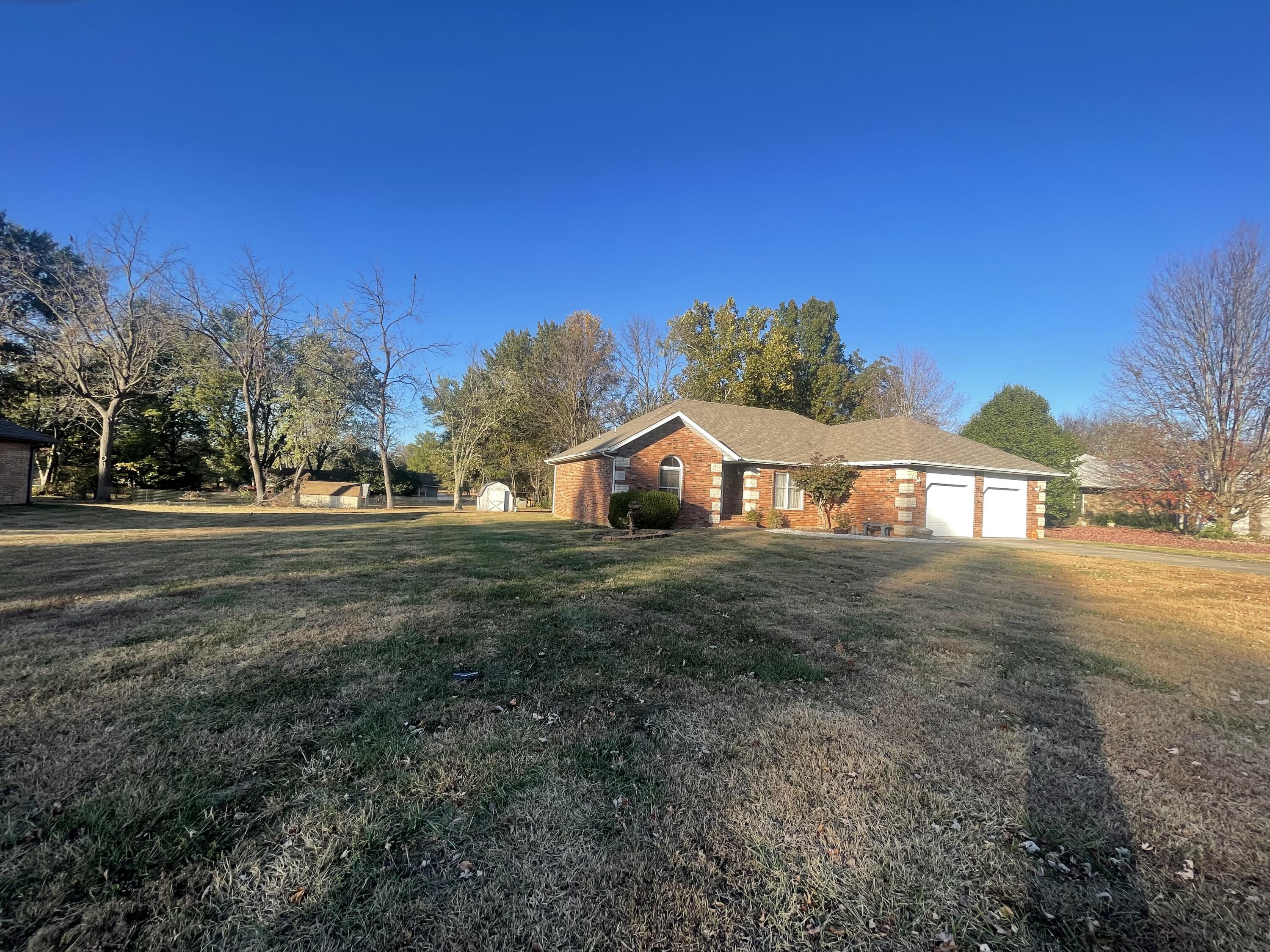 2403 Lamborn Lane Property Photo 39